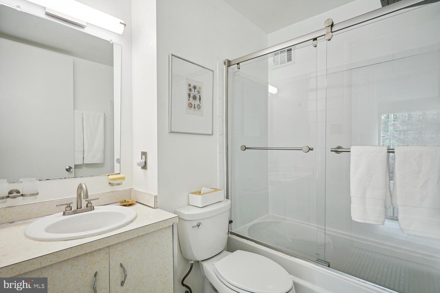 CREST PARK - Residential