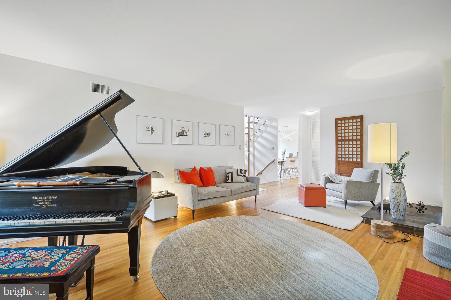 CREST PARK - Residential