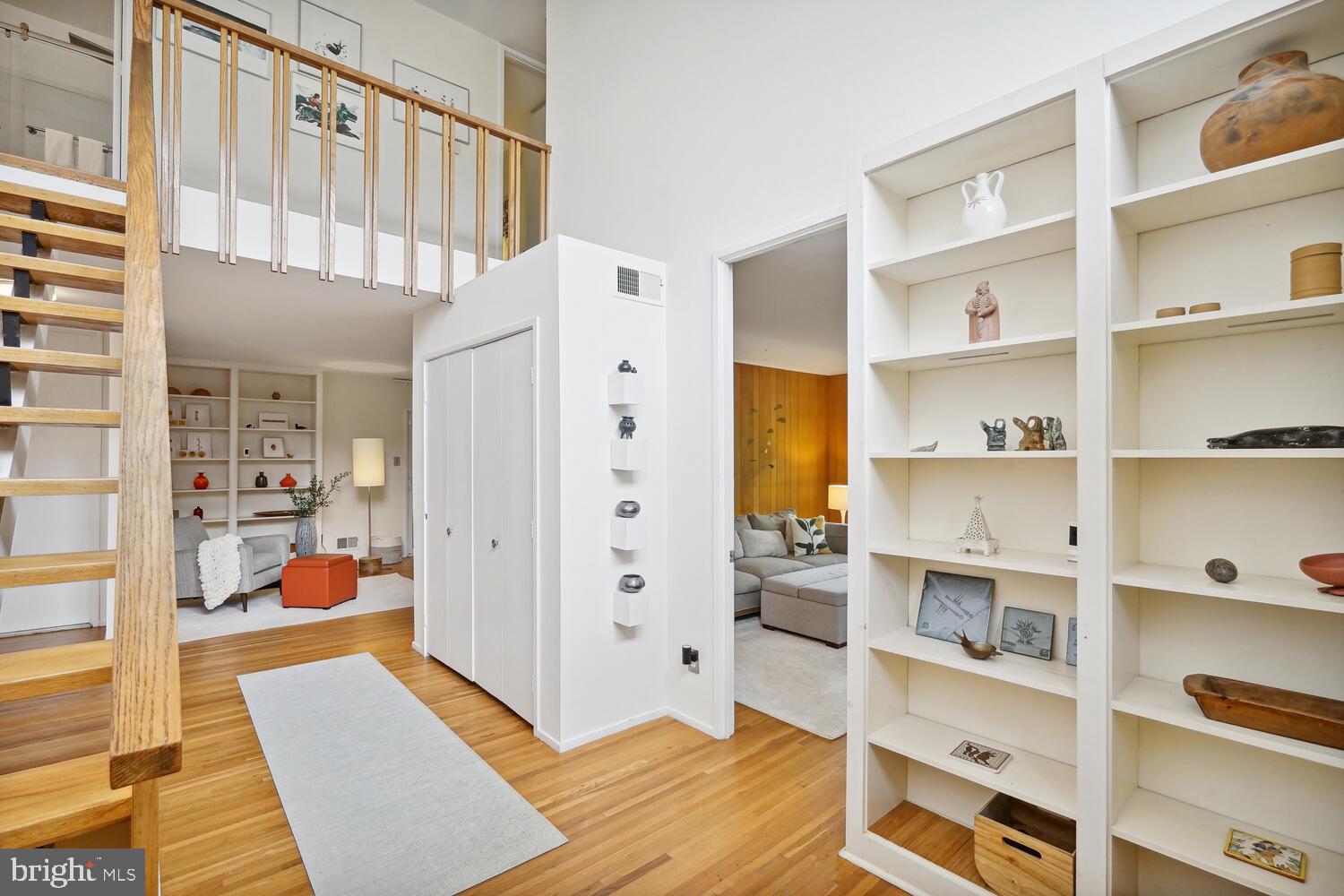 CREST PARK - Residential