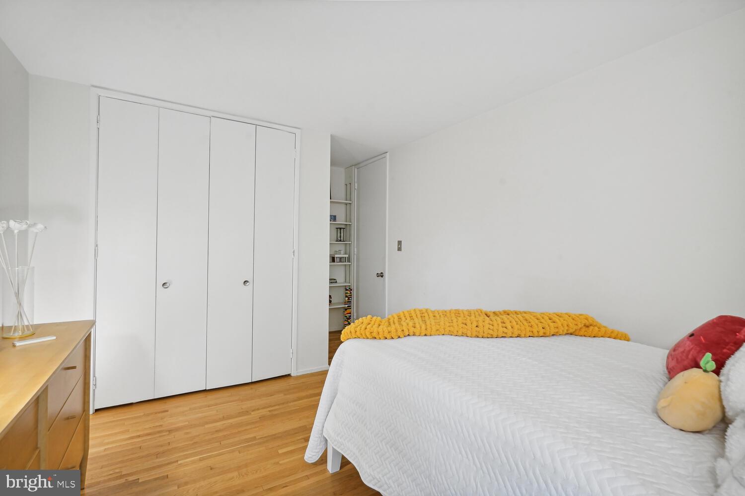 CREST PARK - Residential