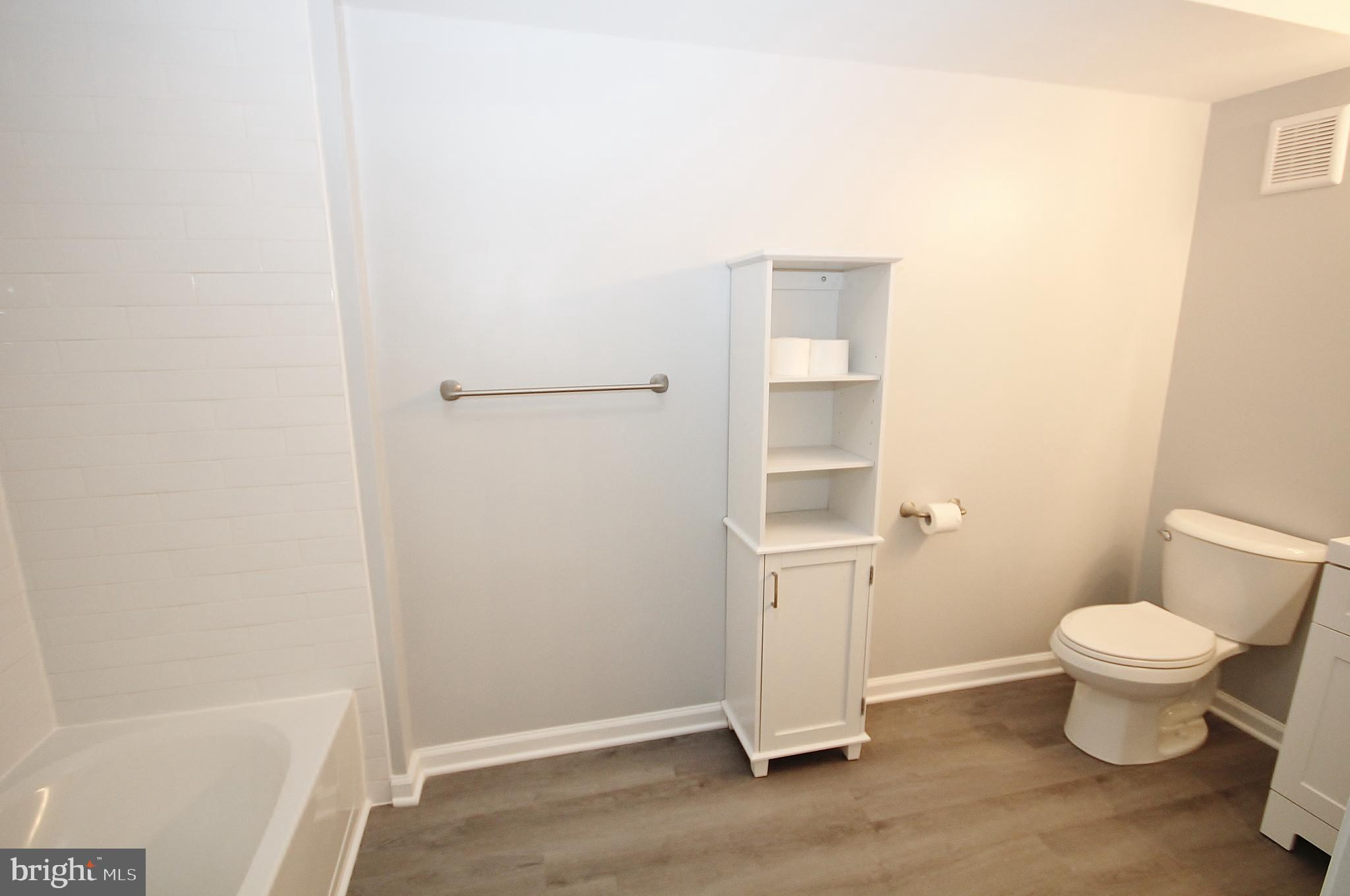 SOUTH MEADOWS - Residential