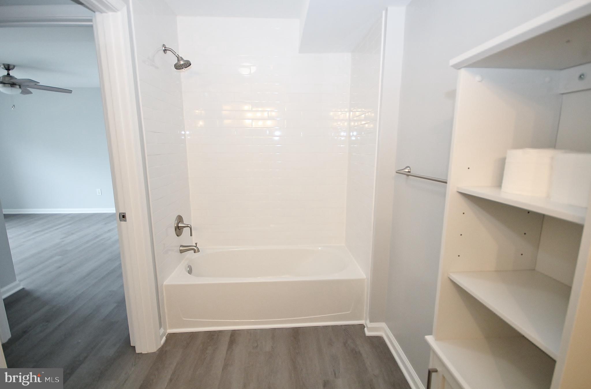 SOUTH MEADOWS - Residential