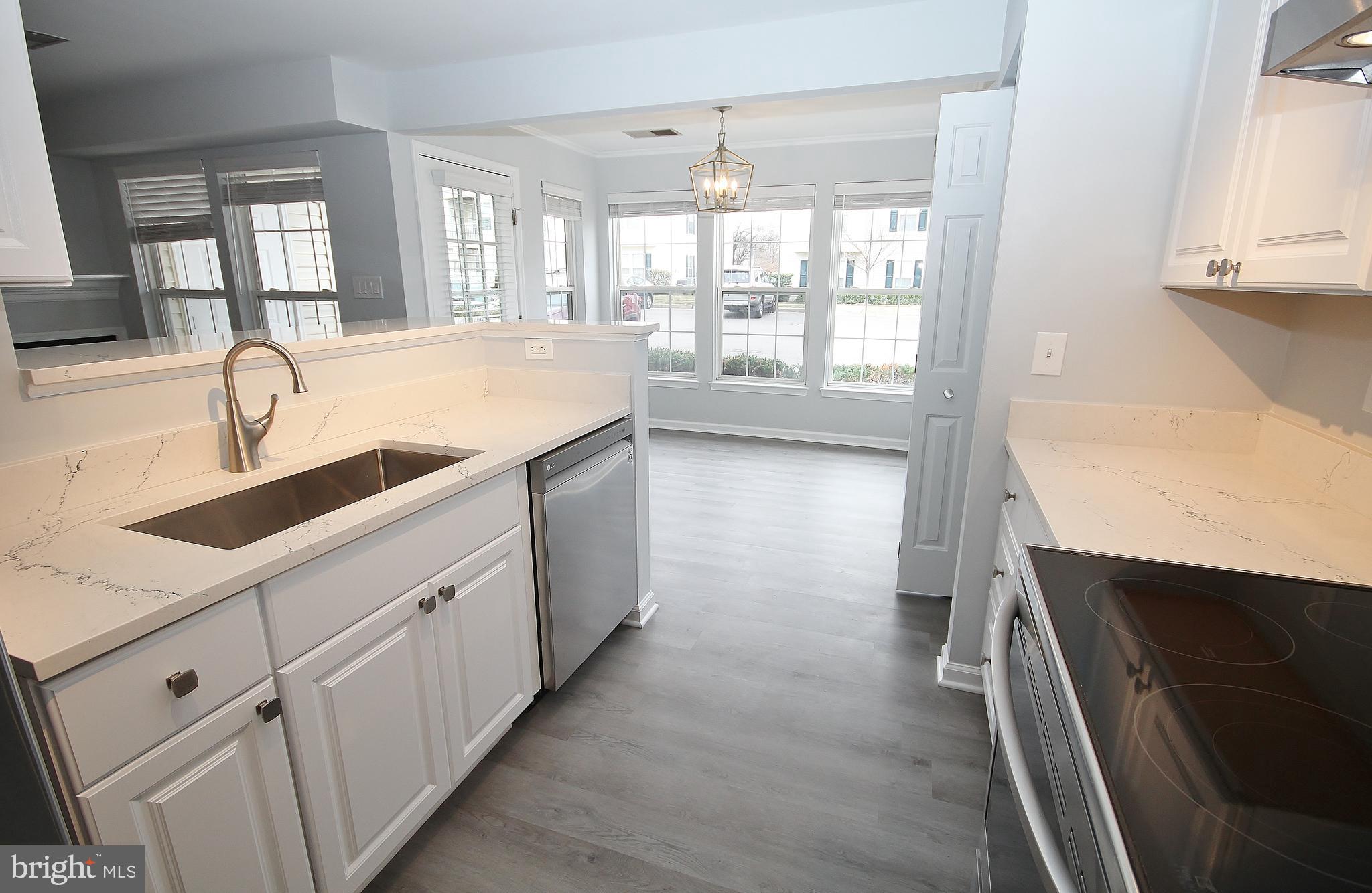 SOUTH MEADOWS - Residential