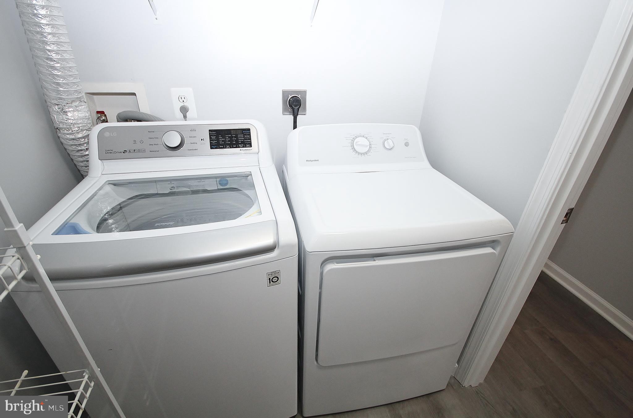 SOUTH MEADOWS - Residential