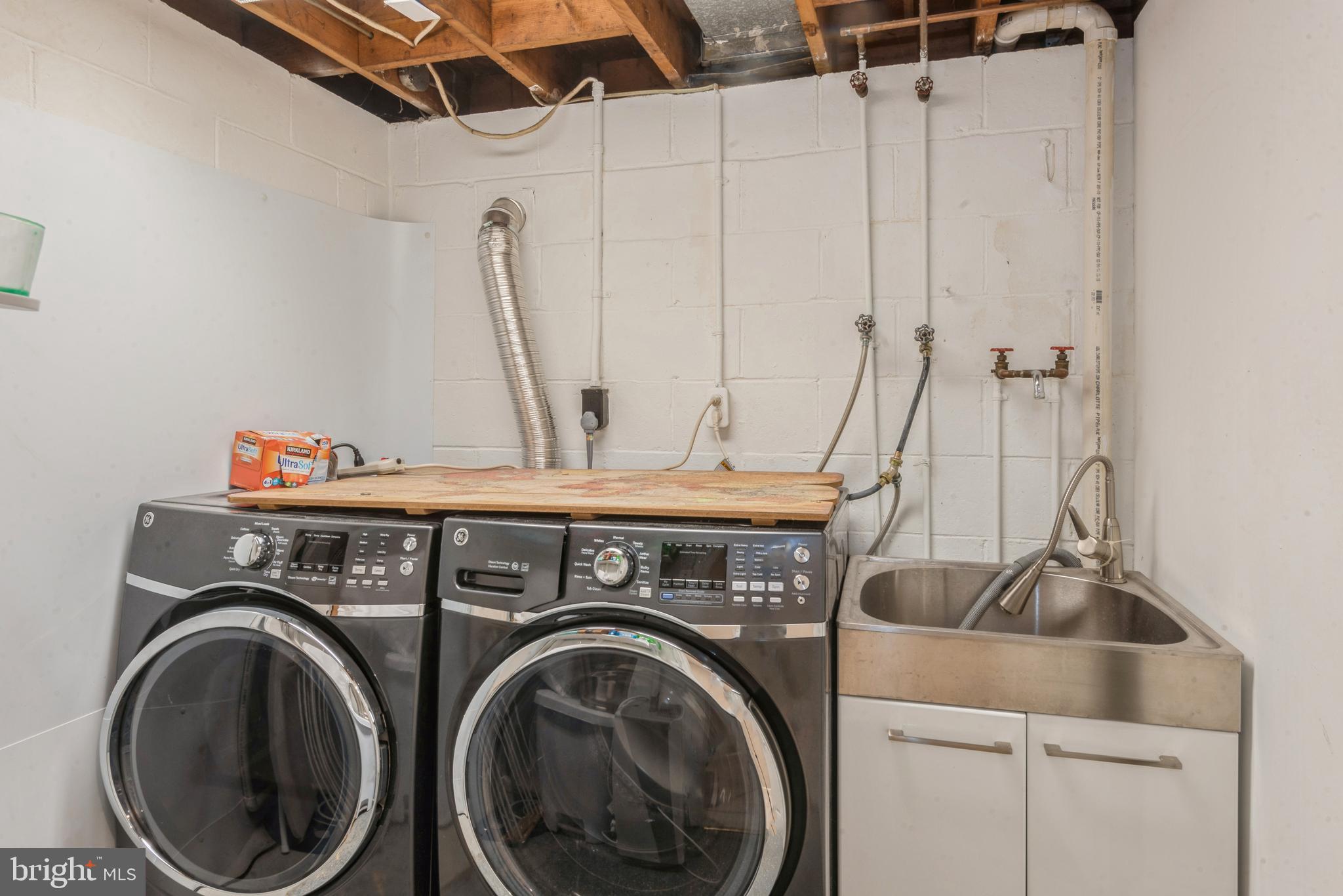 ADMIRAL HEIGHTS - Residential