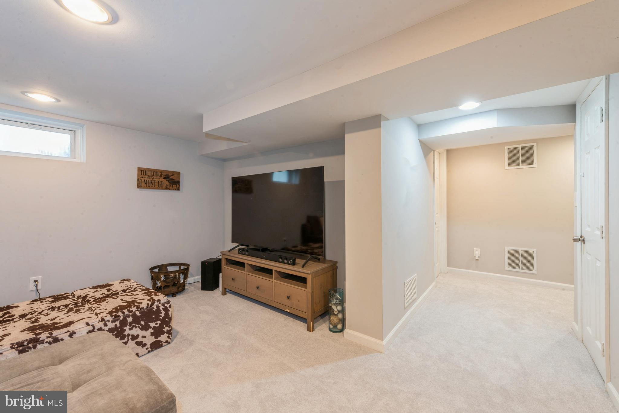 ADMIRAL HEIGHTS - Residential