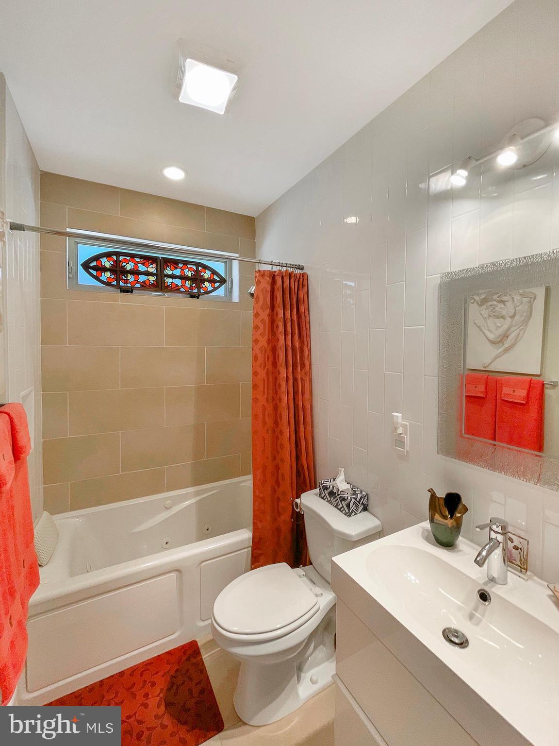 SPRING ARTS - Residential