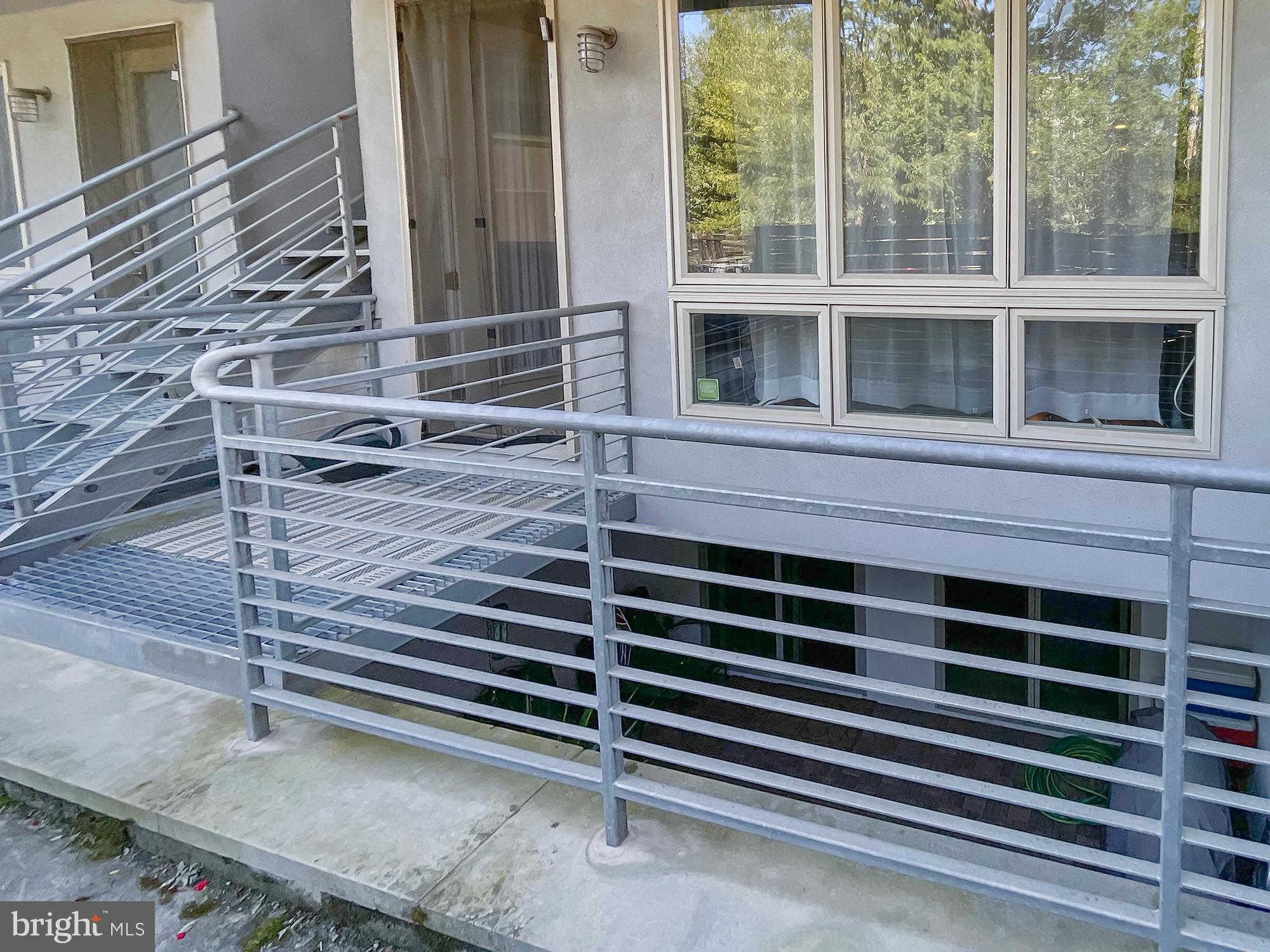 SPRING ARTS - Residential