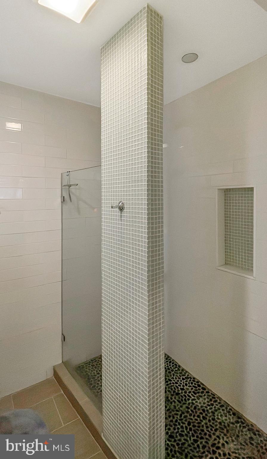 SPRING ARTS - Residential