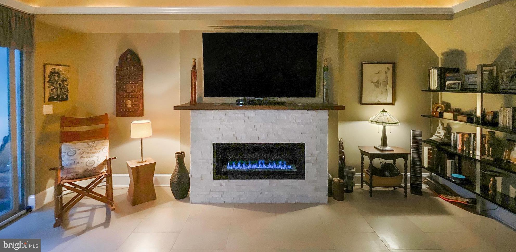 SPRING ARTS - Residential