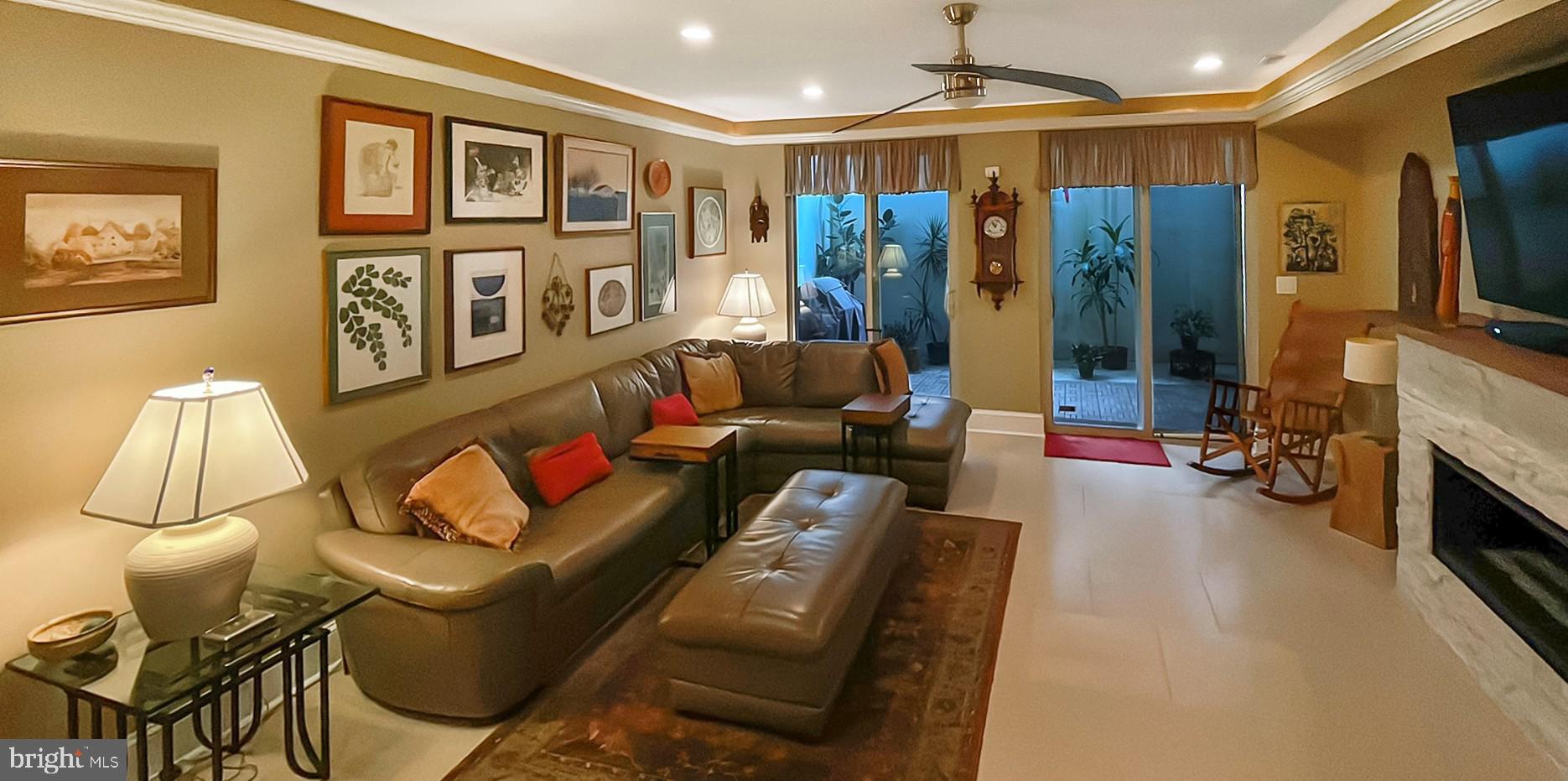 SPRING ARTS - Residential