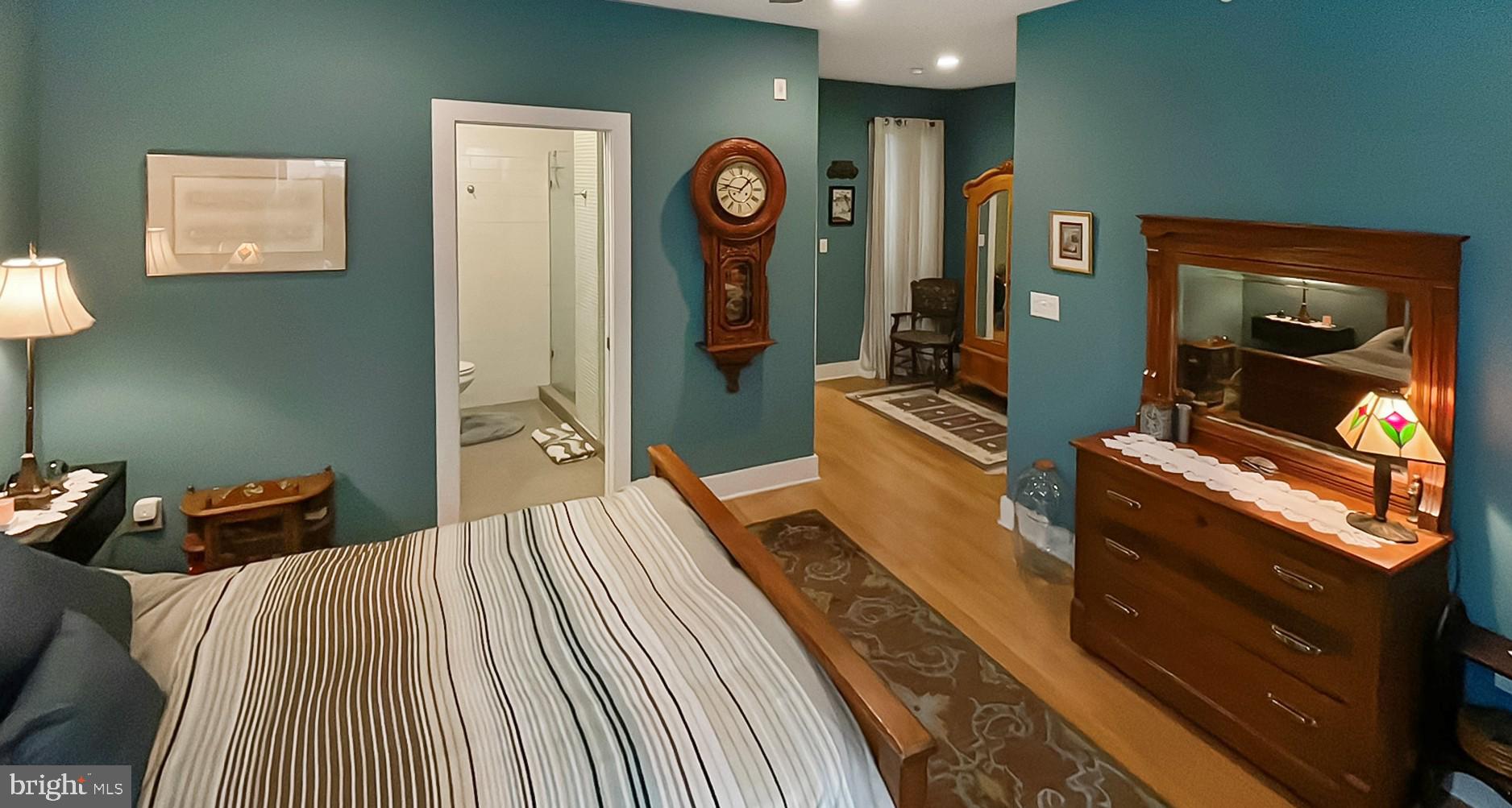 SPRING ARTS - Residential