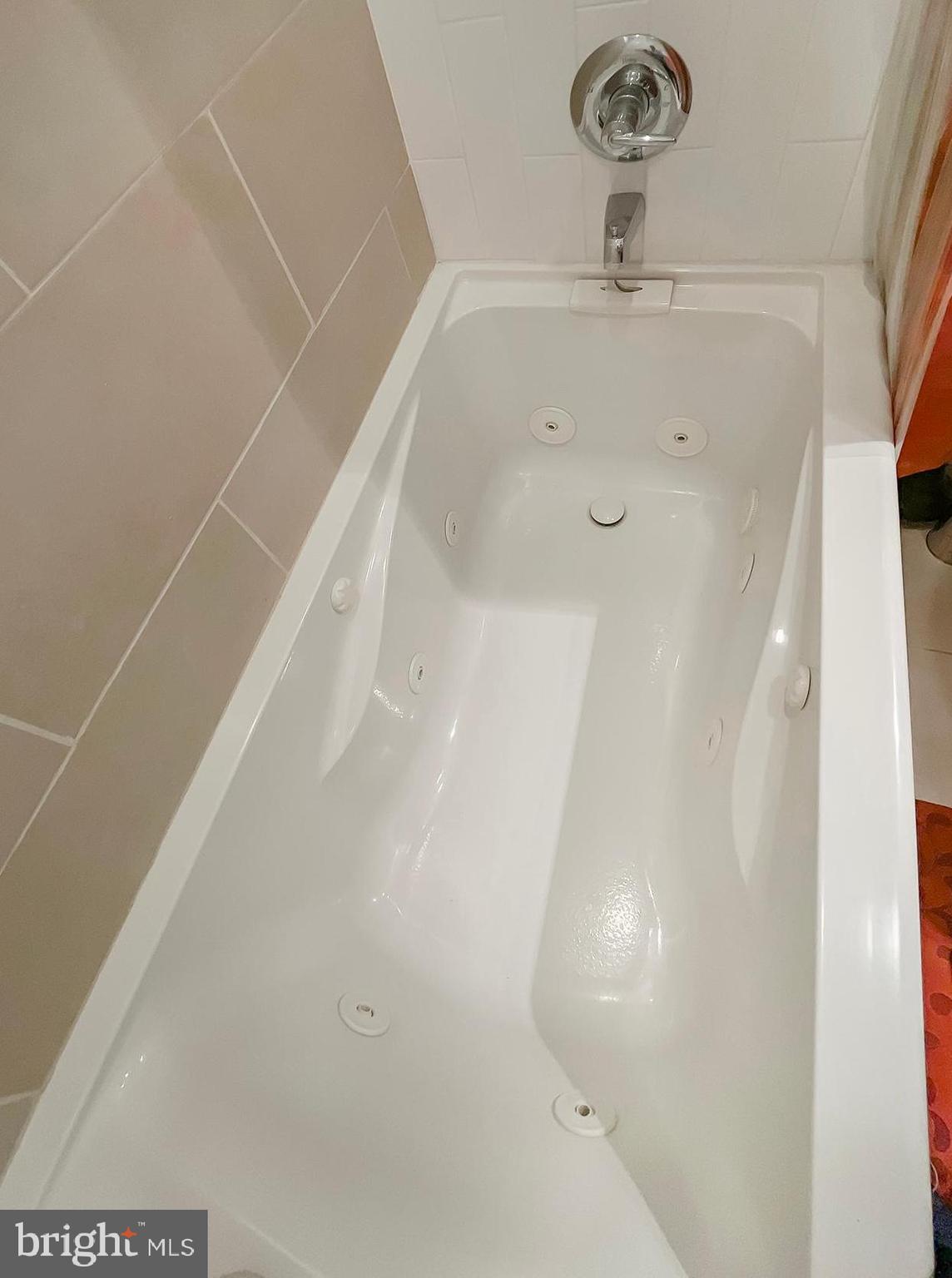 SPRING ARTS - Residential