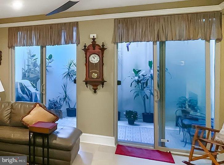 SPRING ARTS - Residential