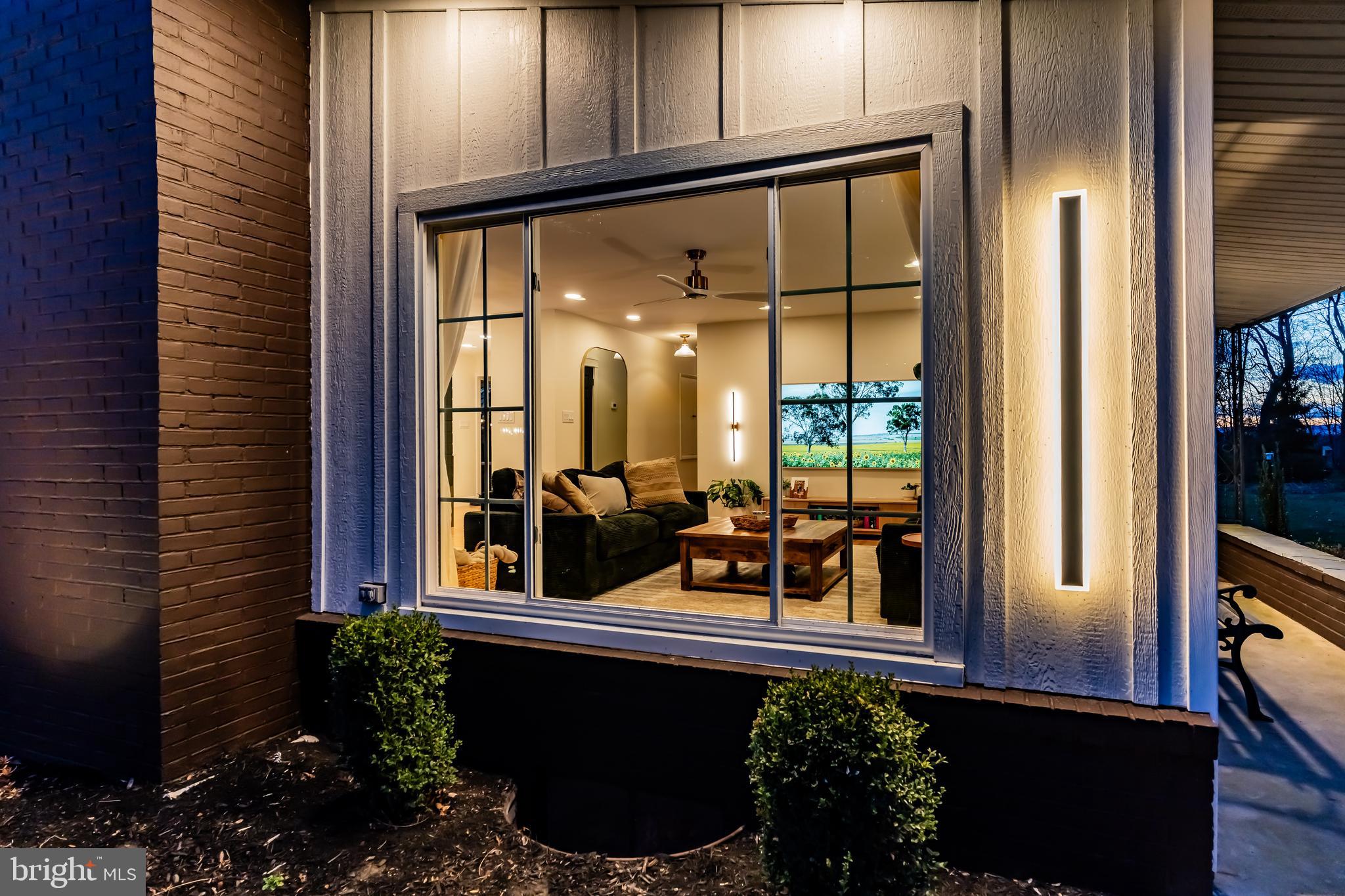 HOLLYWOOD - Residential