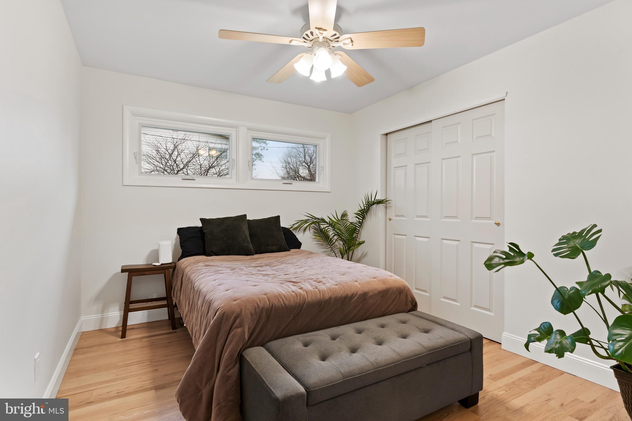 HOLLYWOOD - Residential