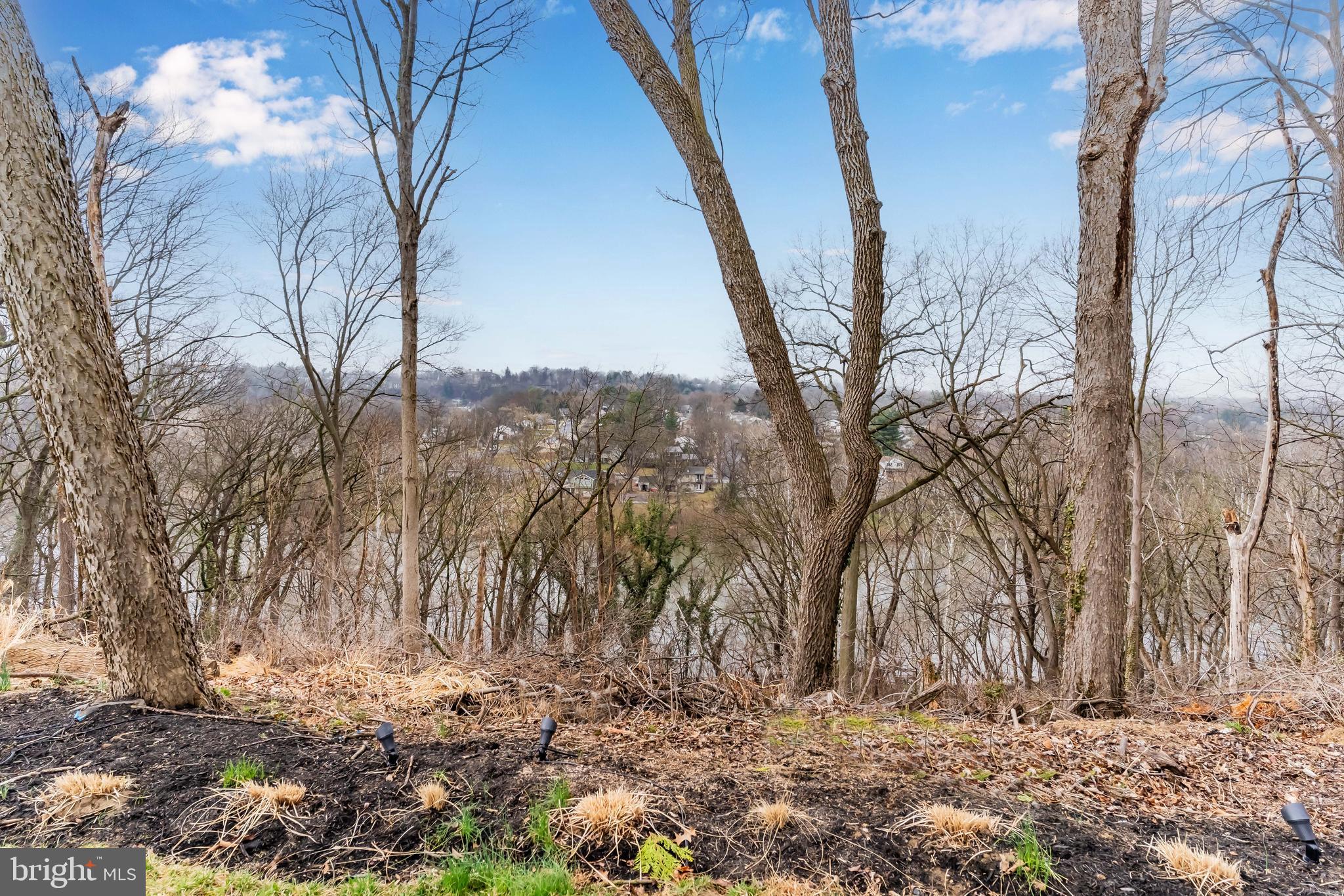 HOLLYWOOD - Residential