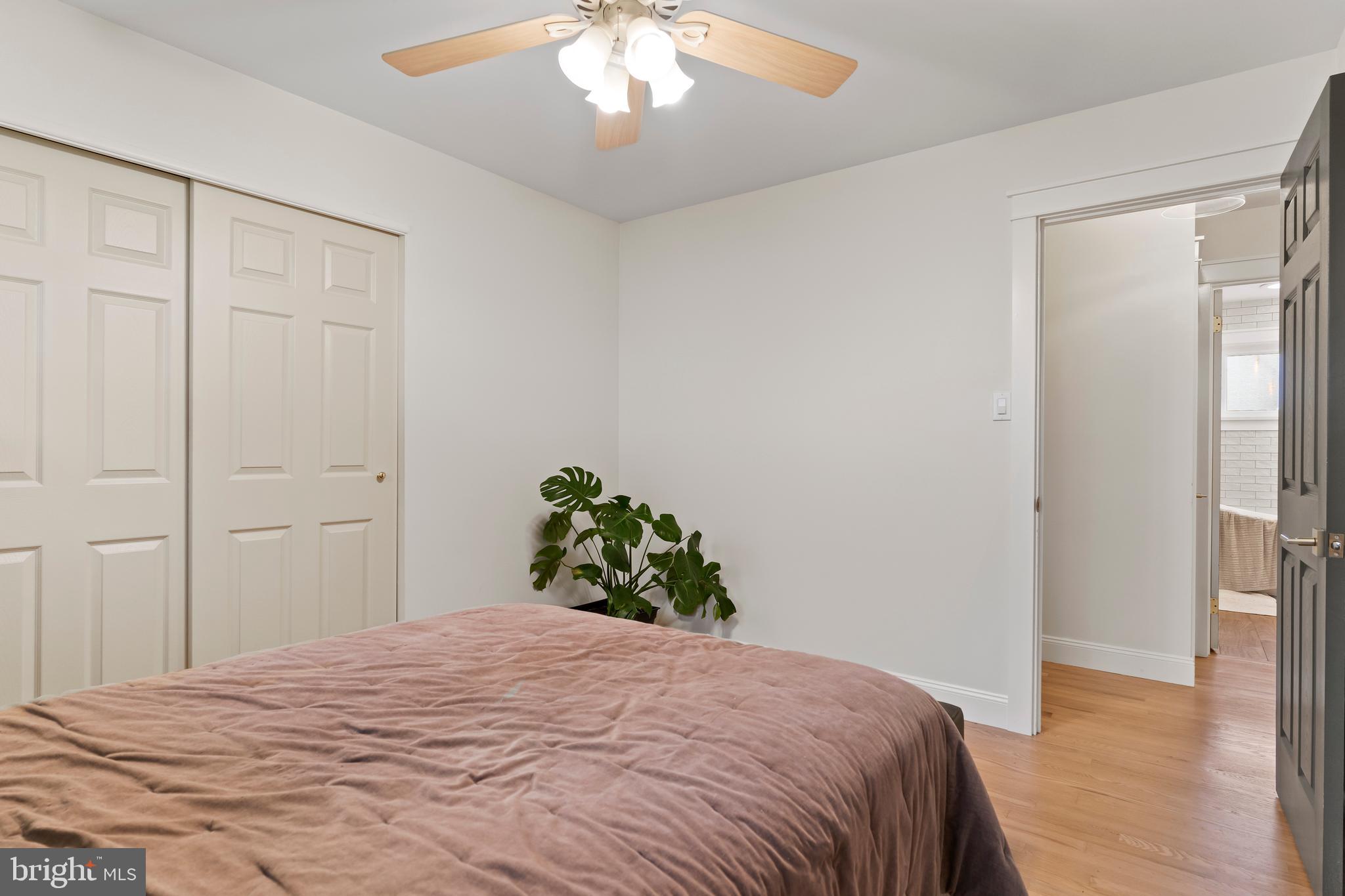 HOLLYWOOD - Residential