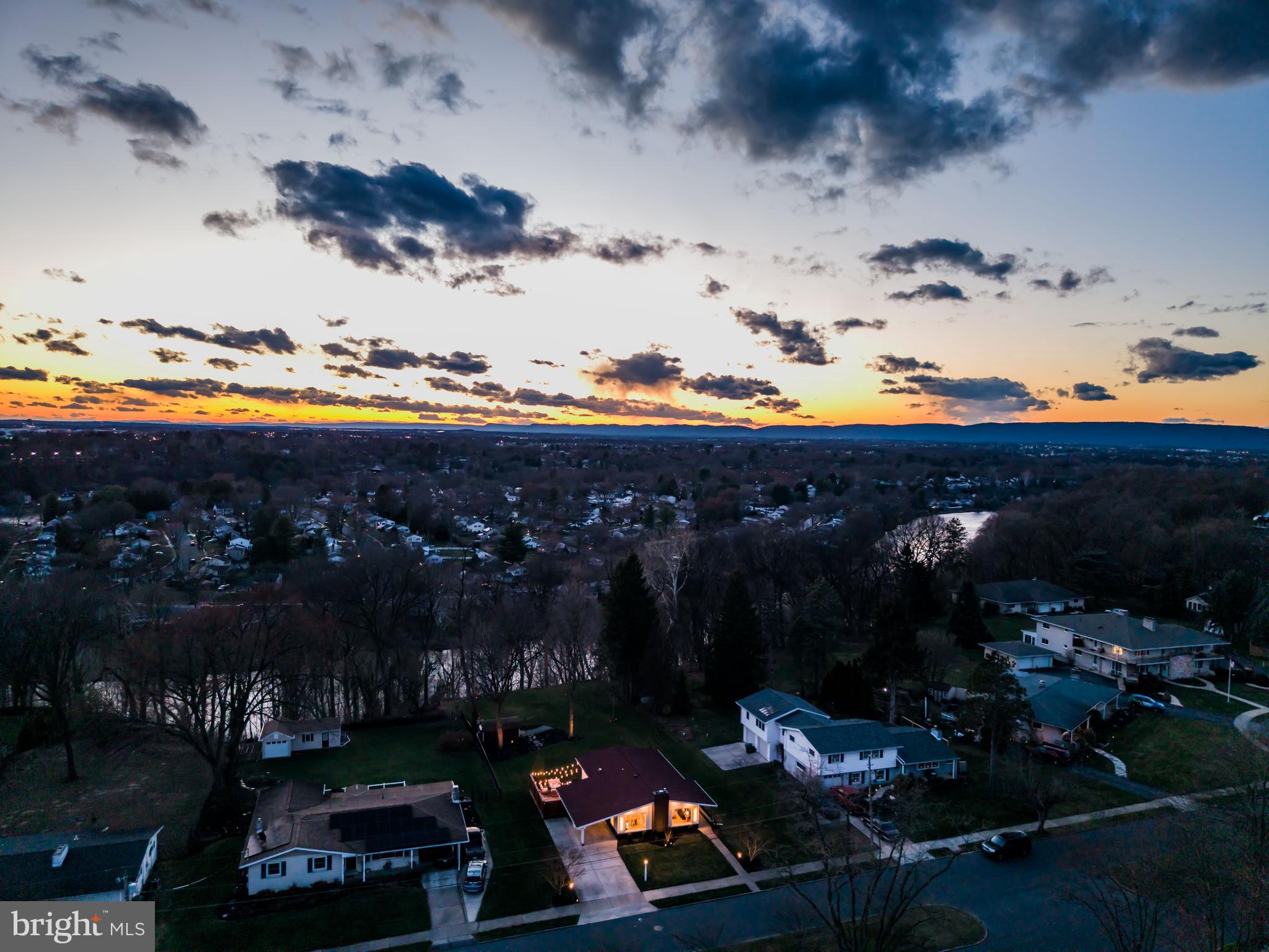 HOLLYWOOD - Residential