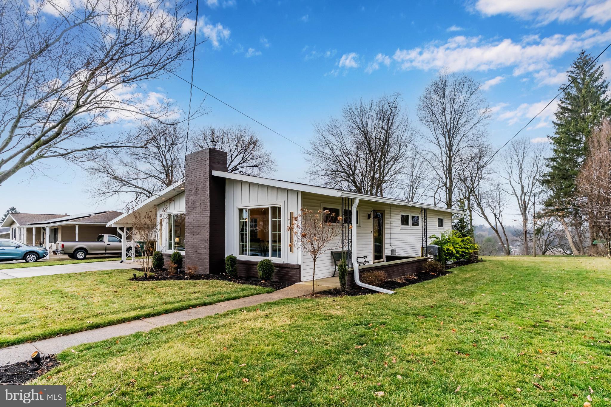 HOLLYWOOD - Residential