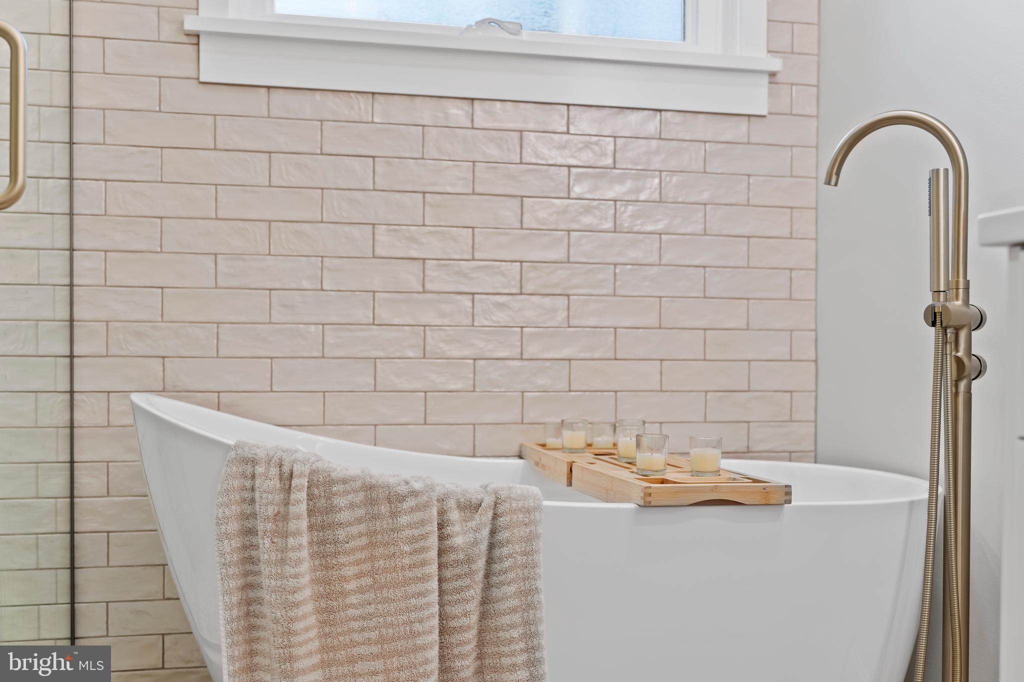 HOLLYWOOD - Residential