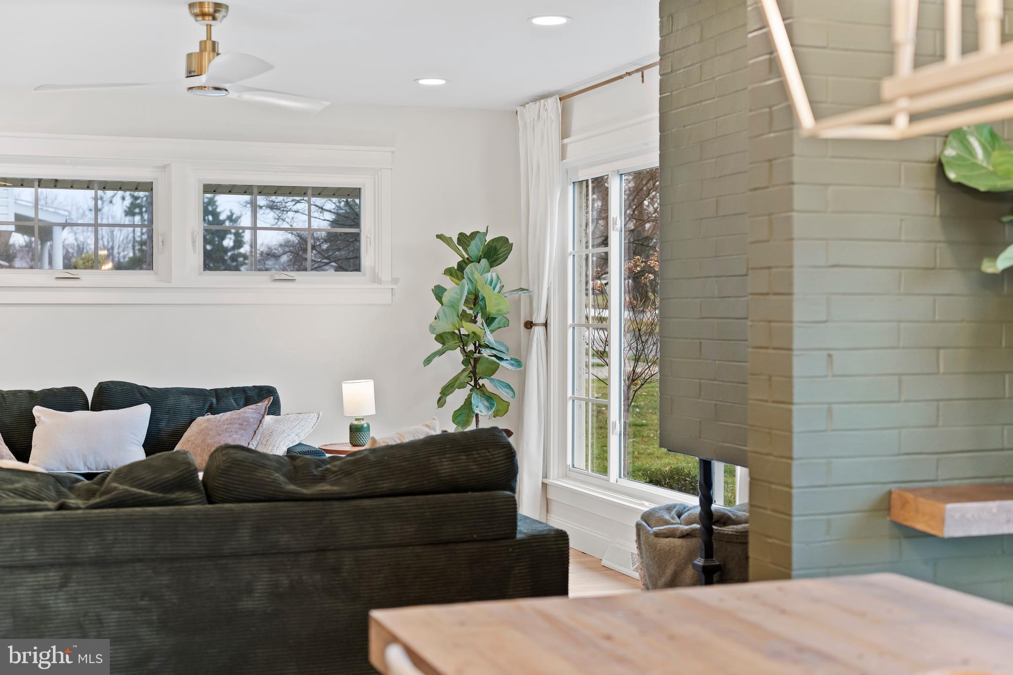 HOLLYWOOD - Residential