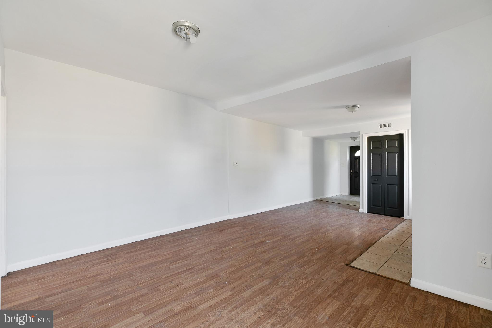 POINT BREEZE - Residential Income