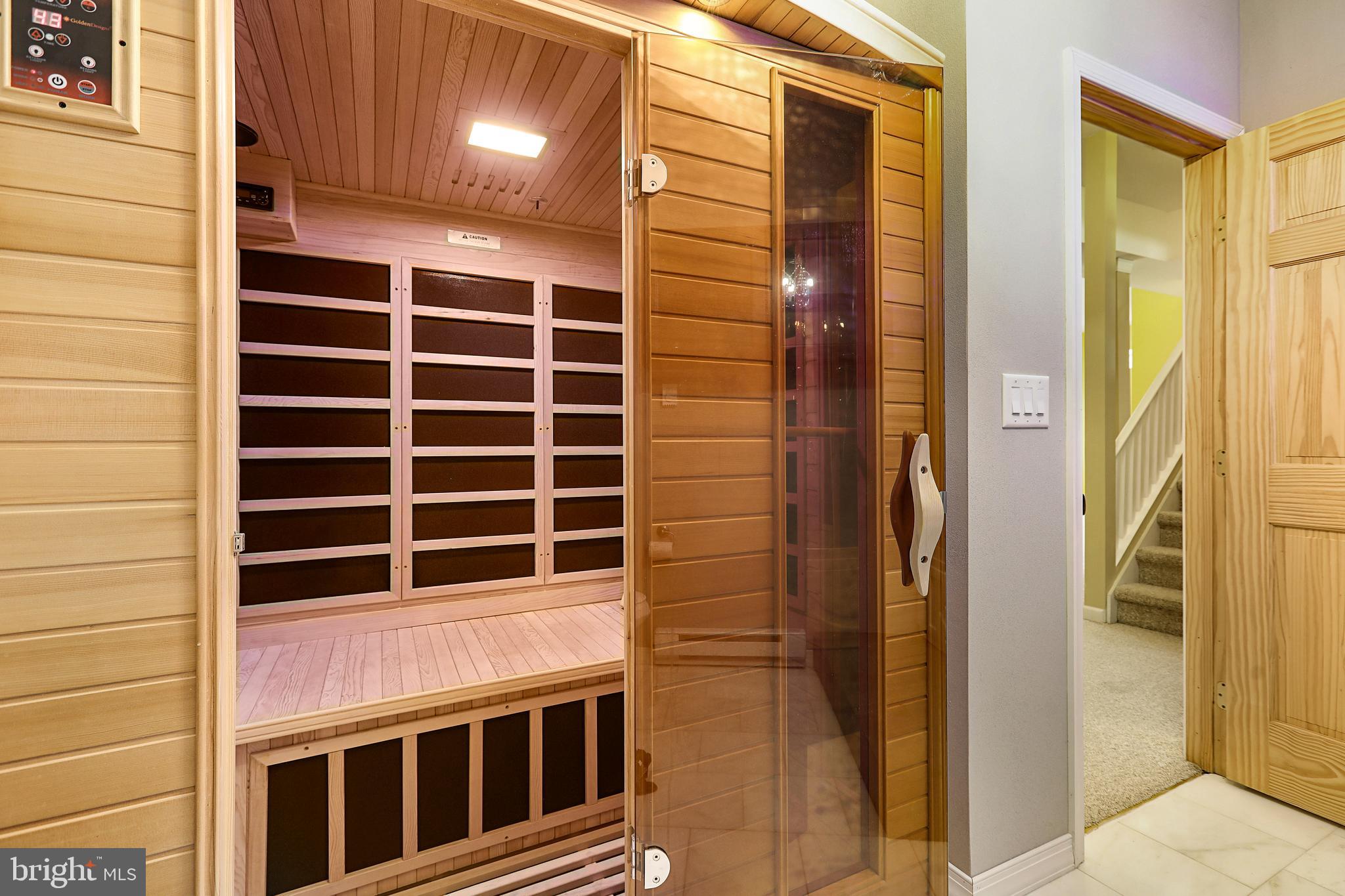 RIDGELEY - Residential