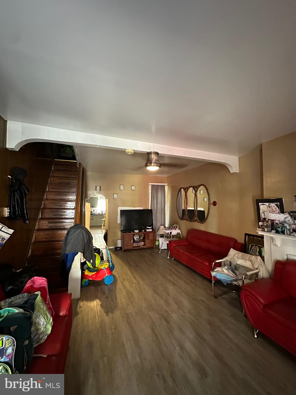 STRAWBERRY MANSION - Residential