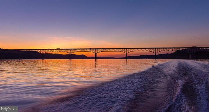 BULLE ROCK - Residential