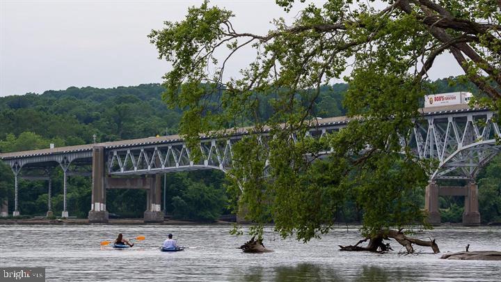 BULLE ROCK - Residential