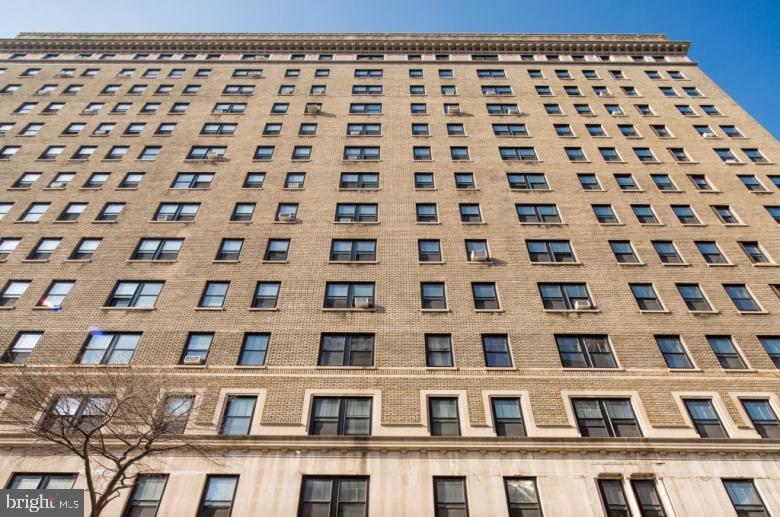 RITTENHOUSE SQUARE - Residential Lease