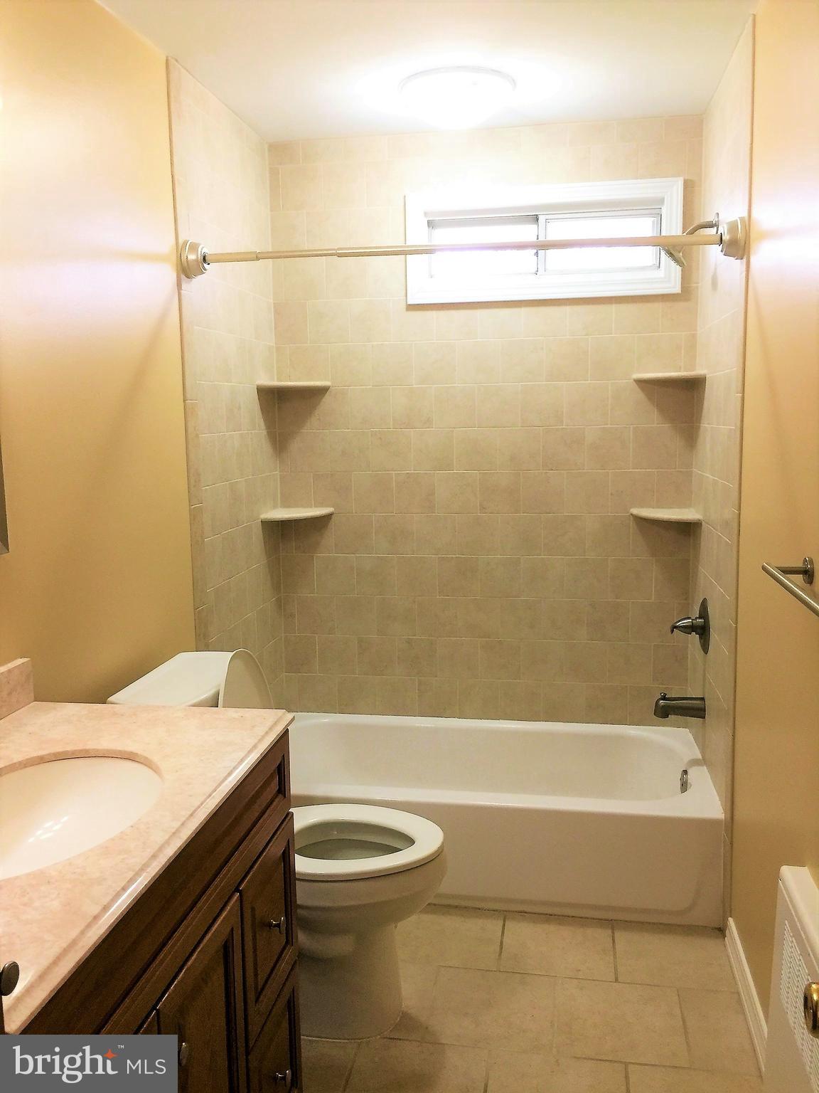 BUSTLETON - Residential Lease