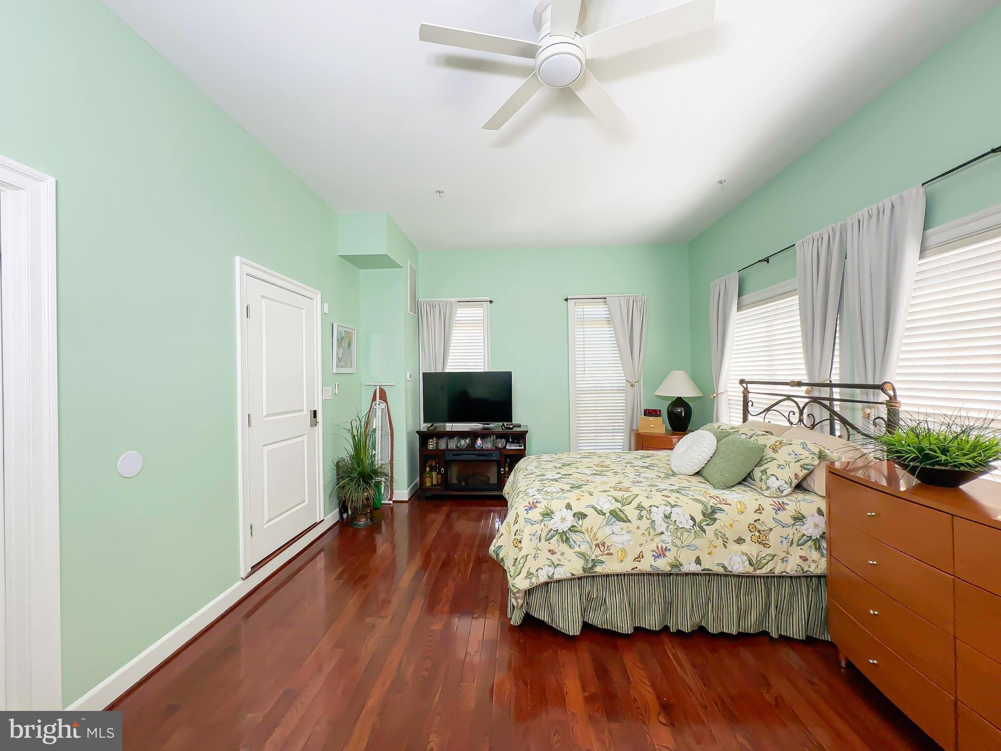 VILLAGES OF SAVANNAH - Residential