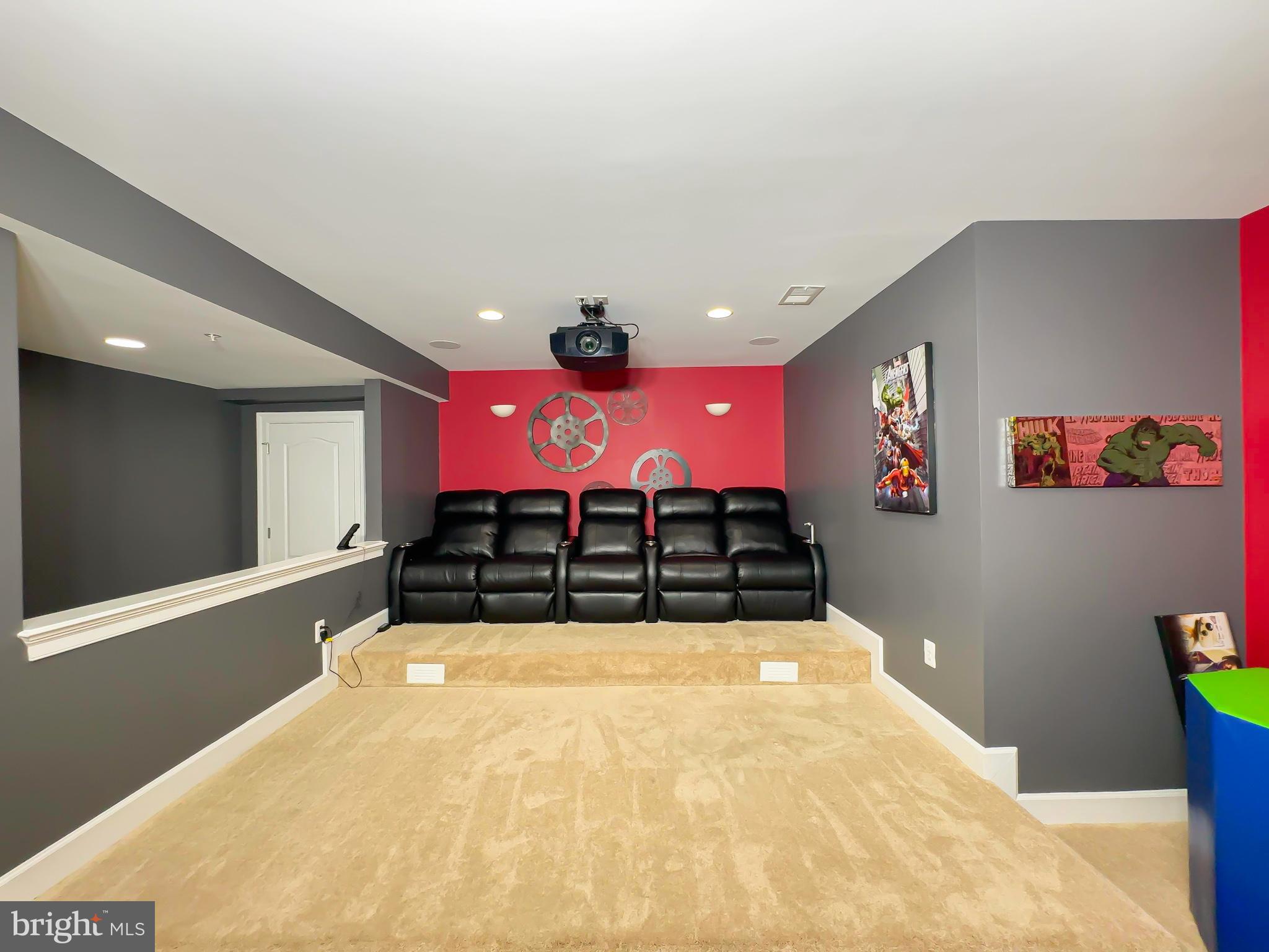 VILLAGES OF SAVANNAH - Residential