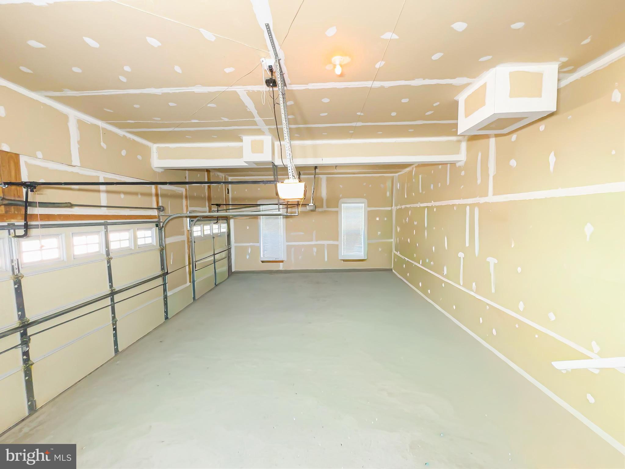 VILLAGES OF SAVANNAH - Residential