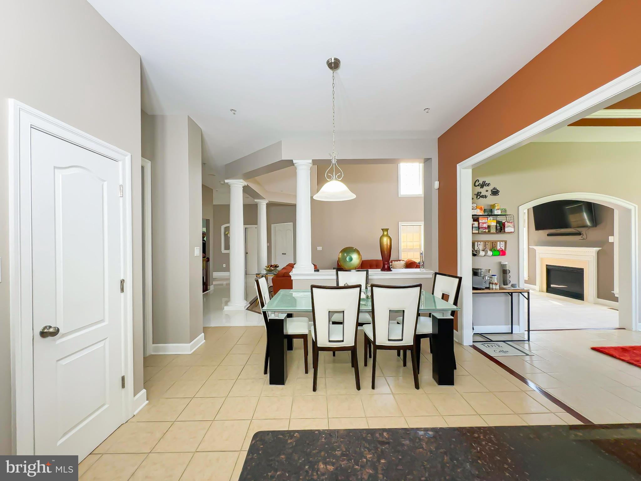 VILLAGES OF SAVANNAH - Residential