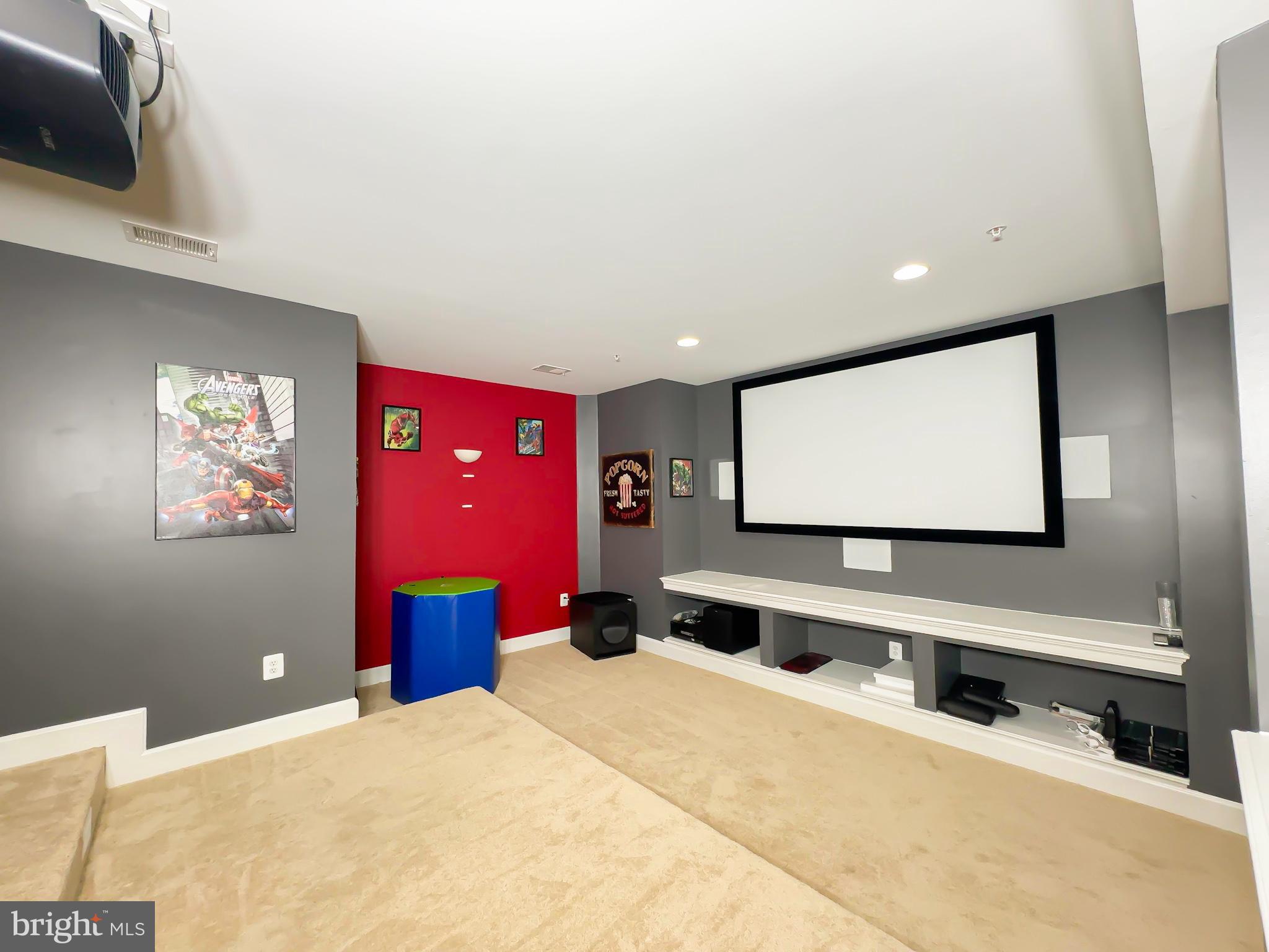 VILLAGES OF SAVANNAH - Residential