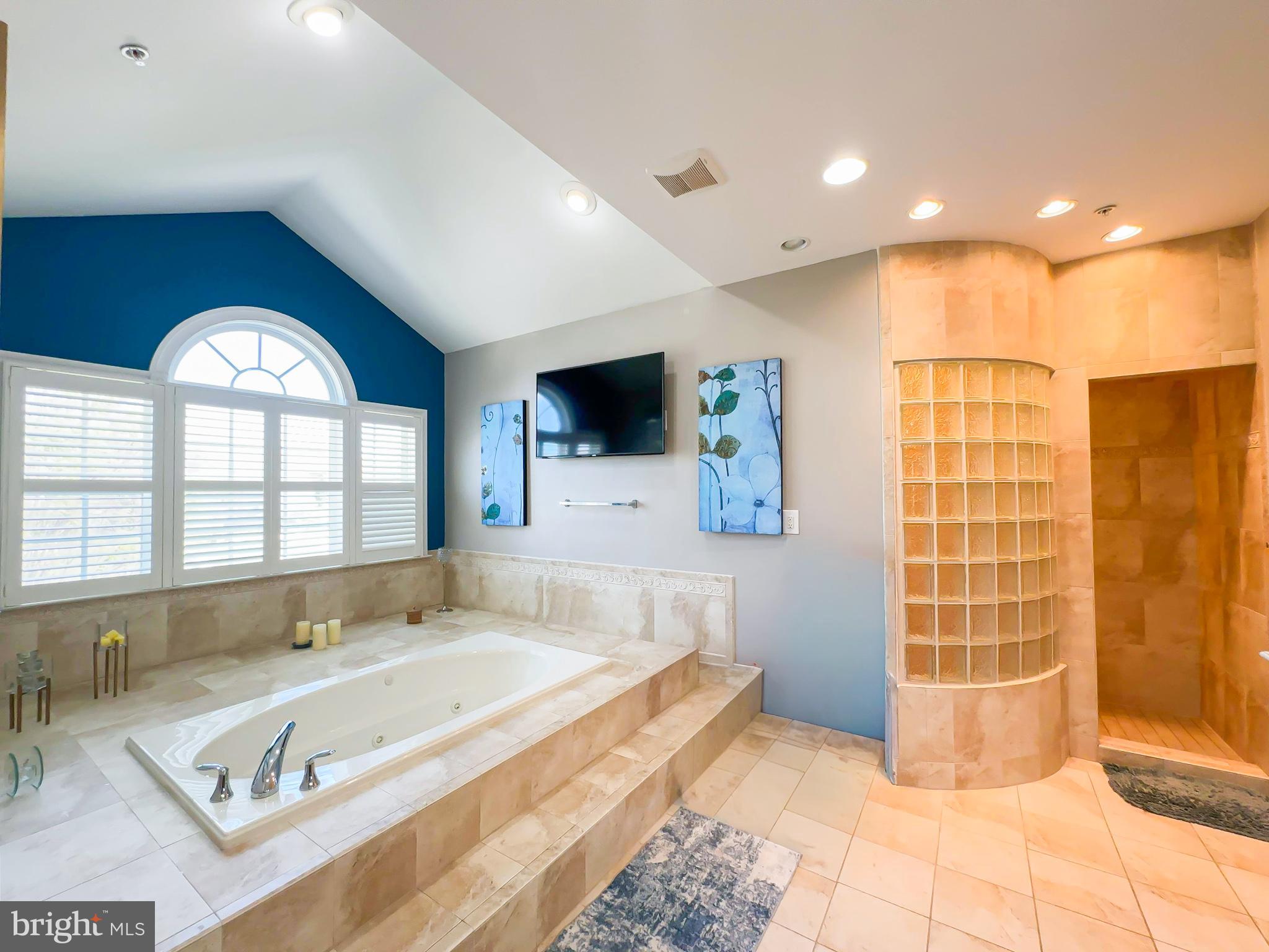 VILLAGES OF SAVANNAH - Residential