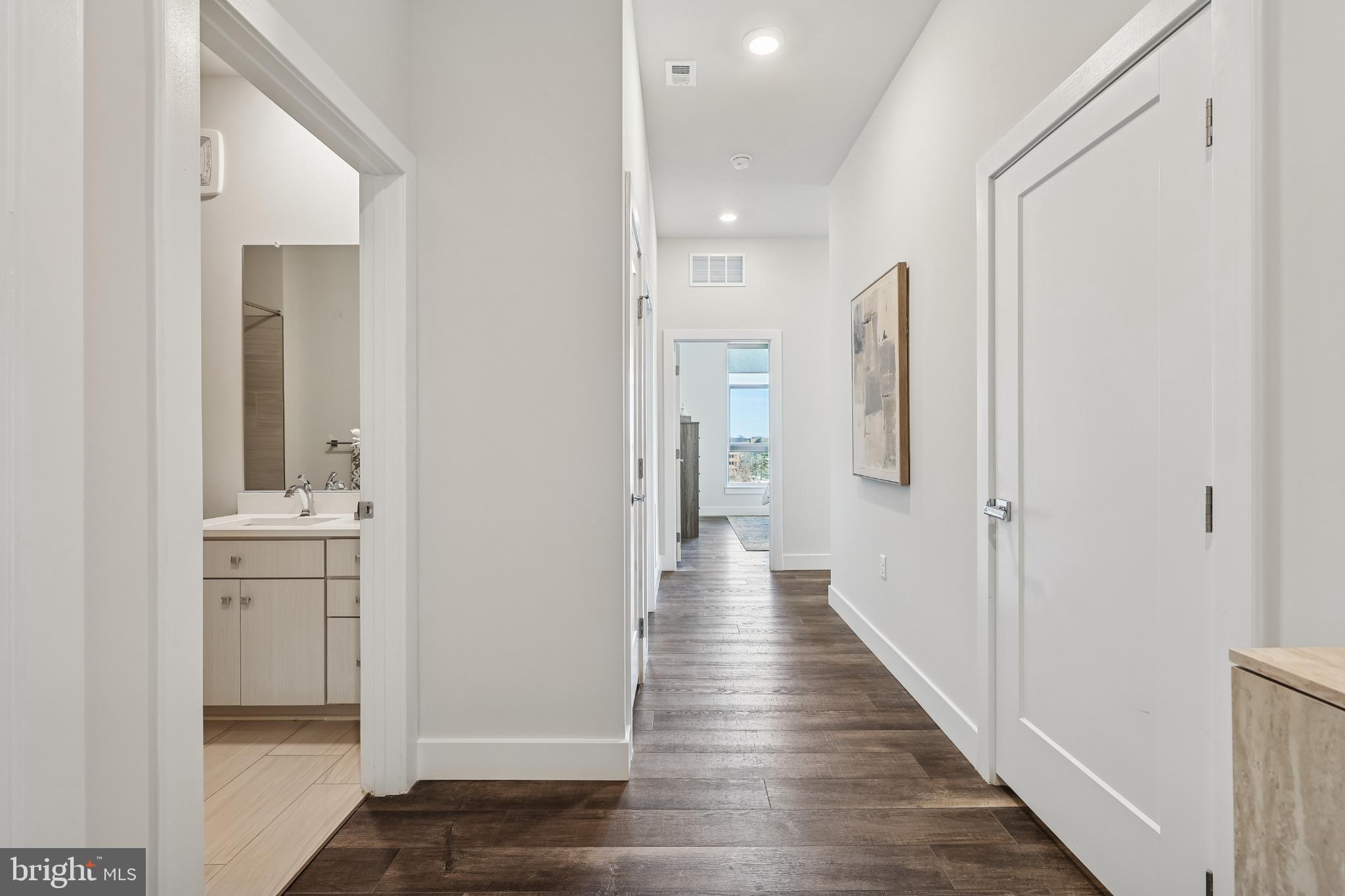 TYSONS CORNER - Residential