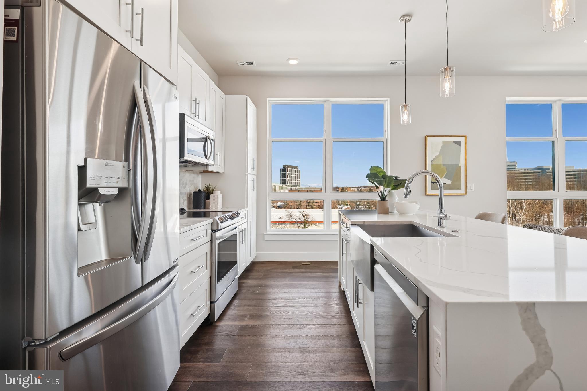 TYSONS CORNER - Residential