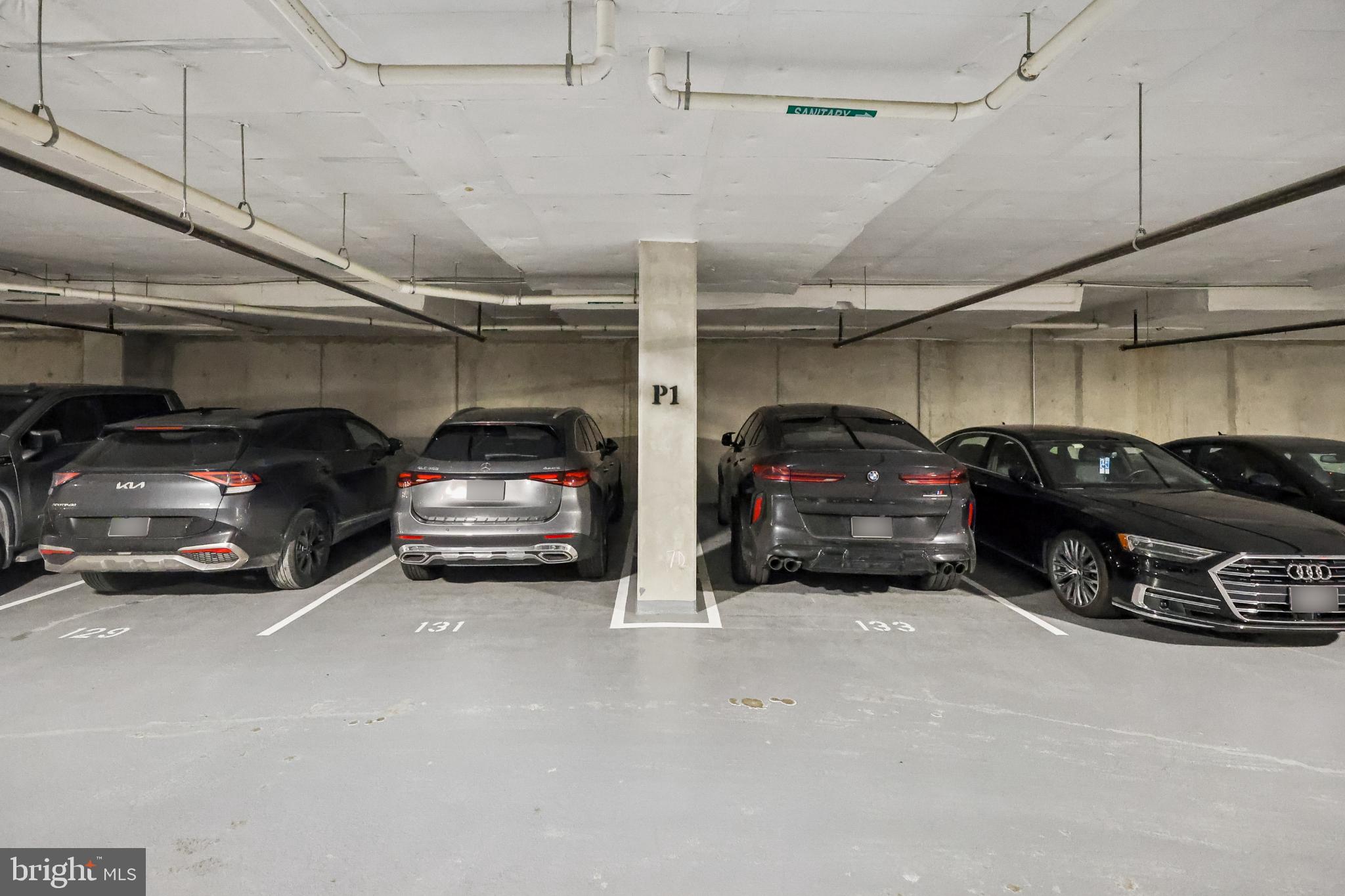 TYSONS CORNER - Residential