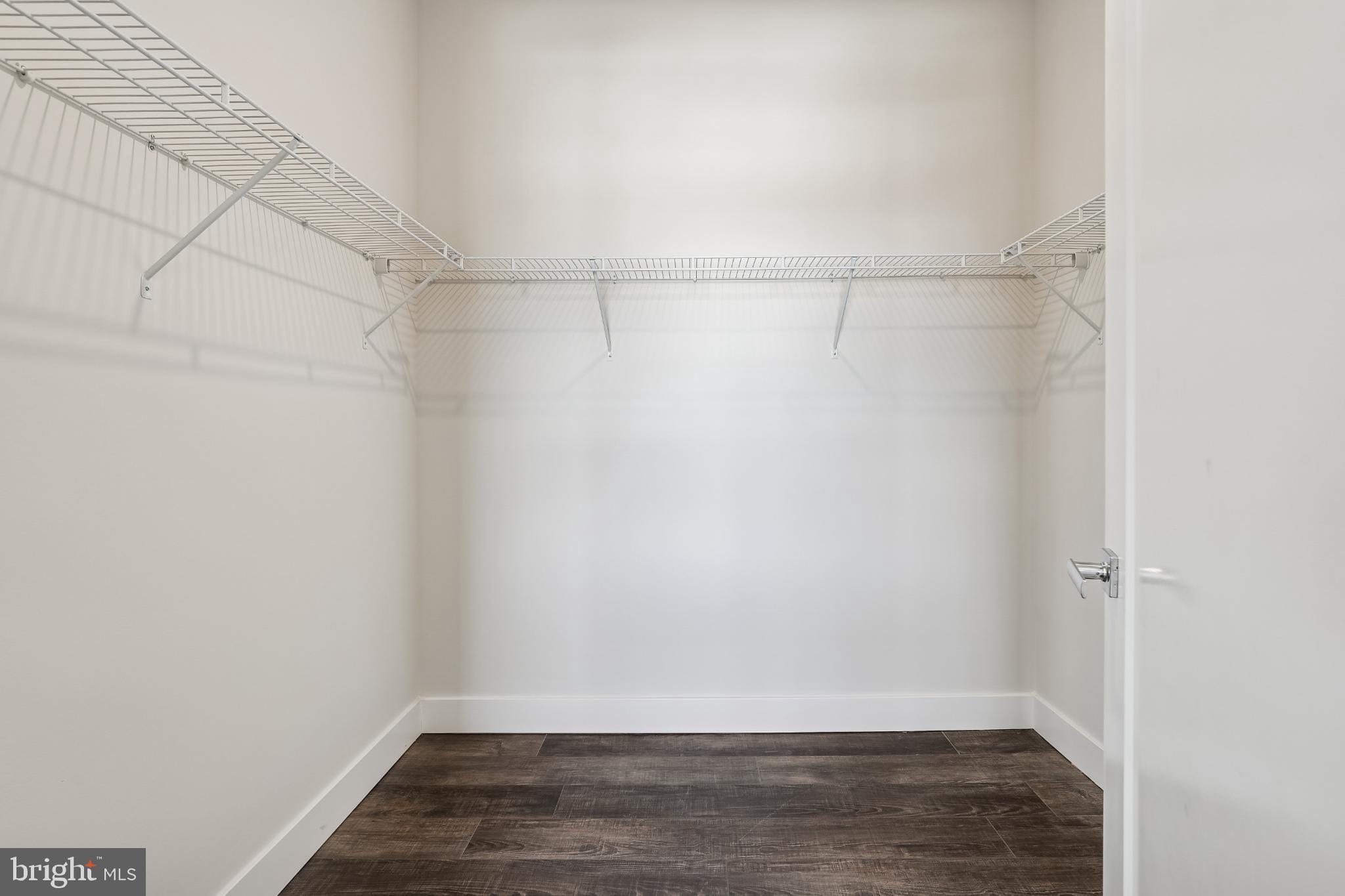 TYSONS CORNER - Residential