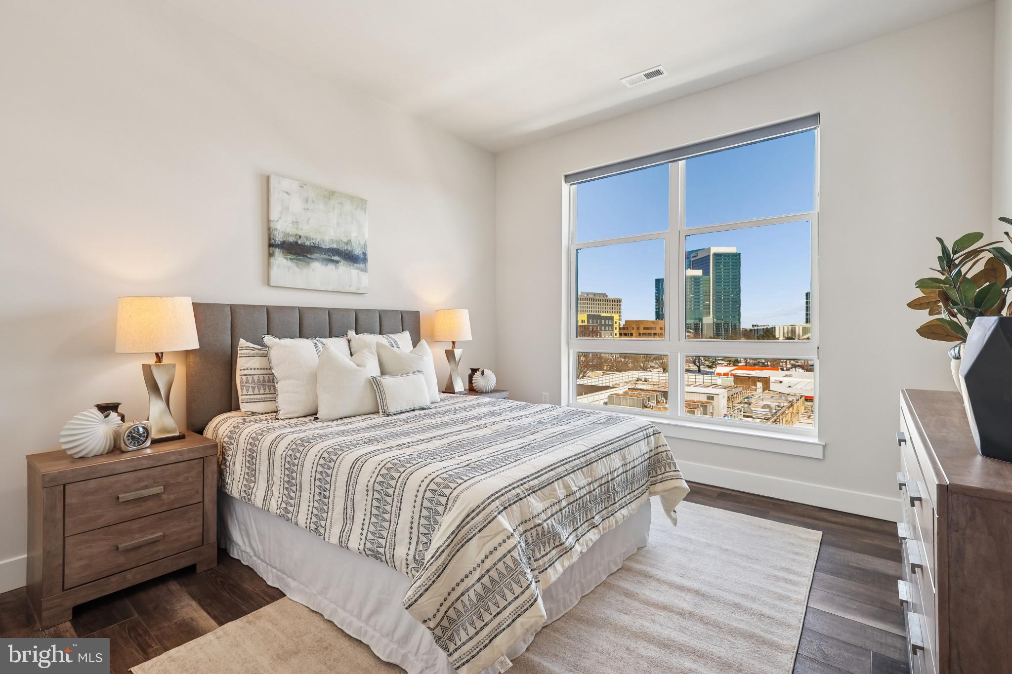 TYSONS CORNER - Residential