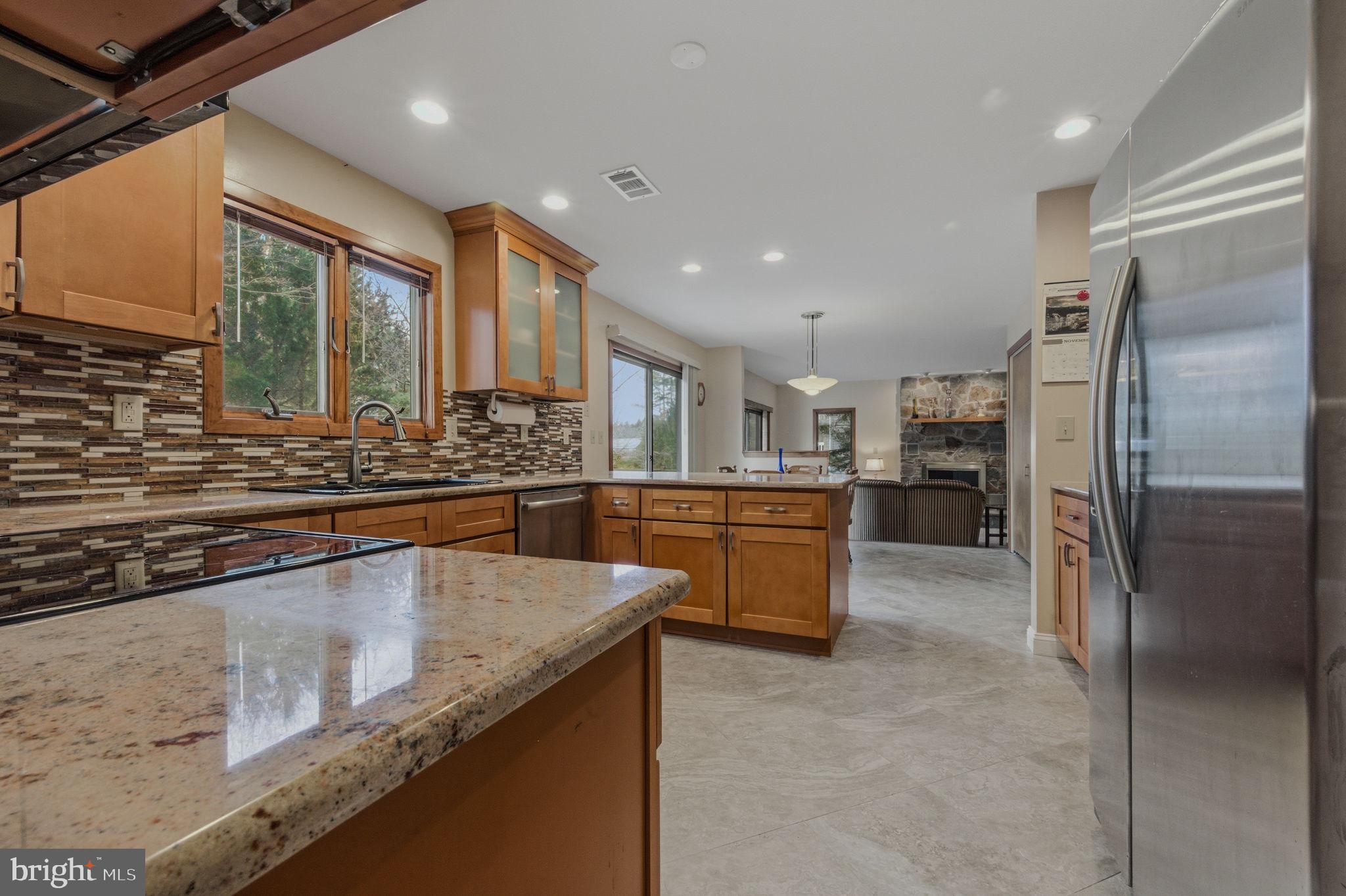 YORKTOWNE - Residential