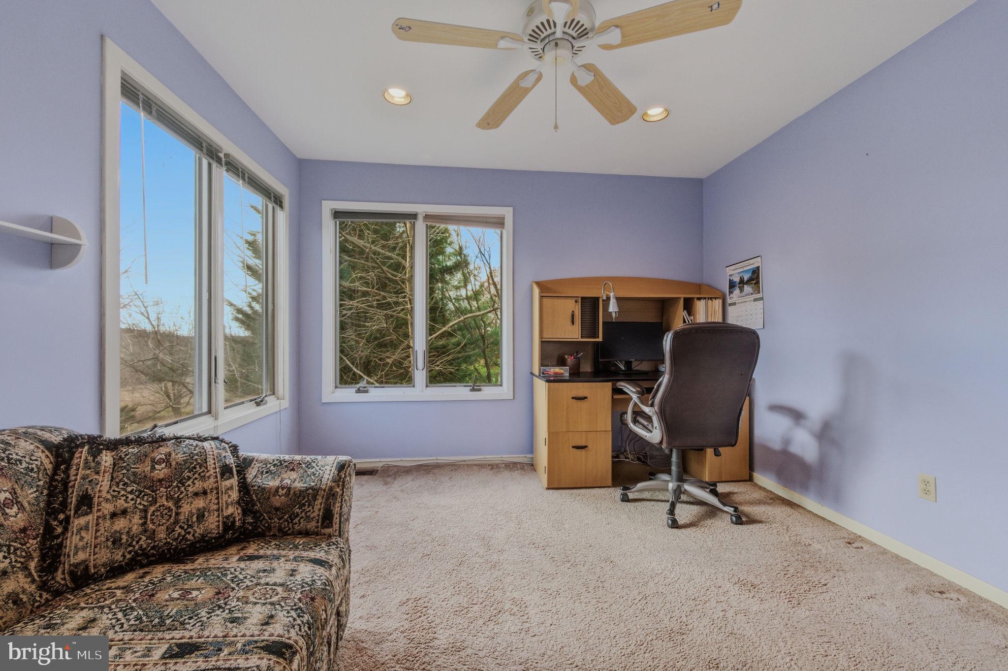 YORKTOWNE - Residential