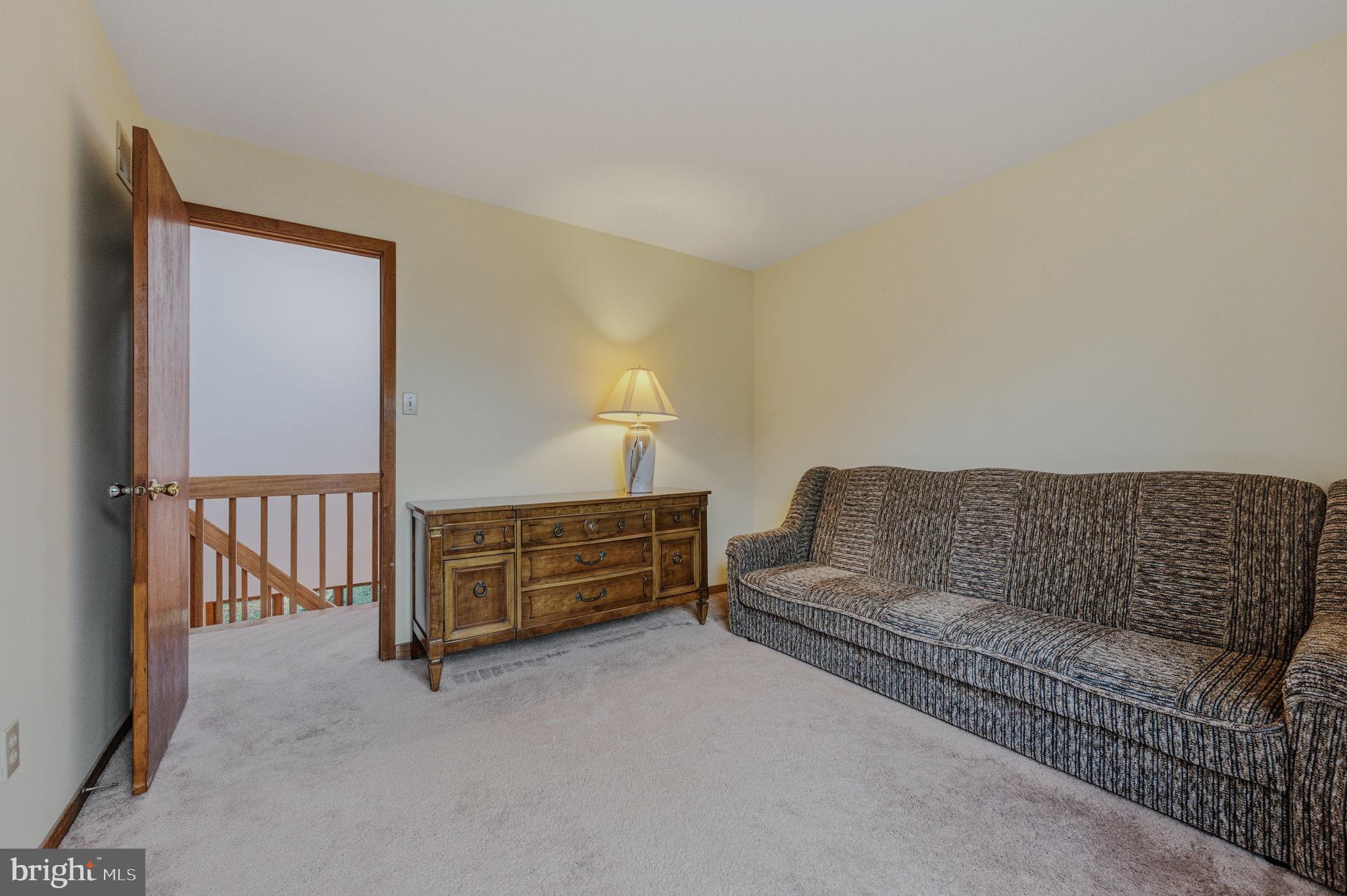 YORKTOWNE - Residential