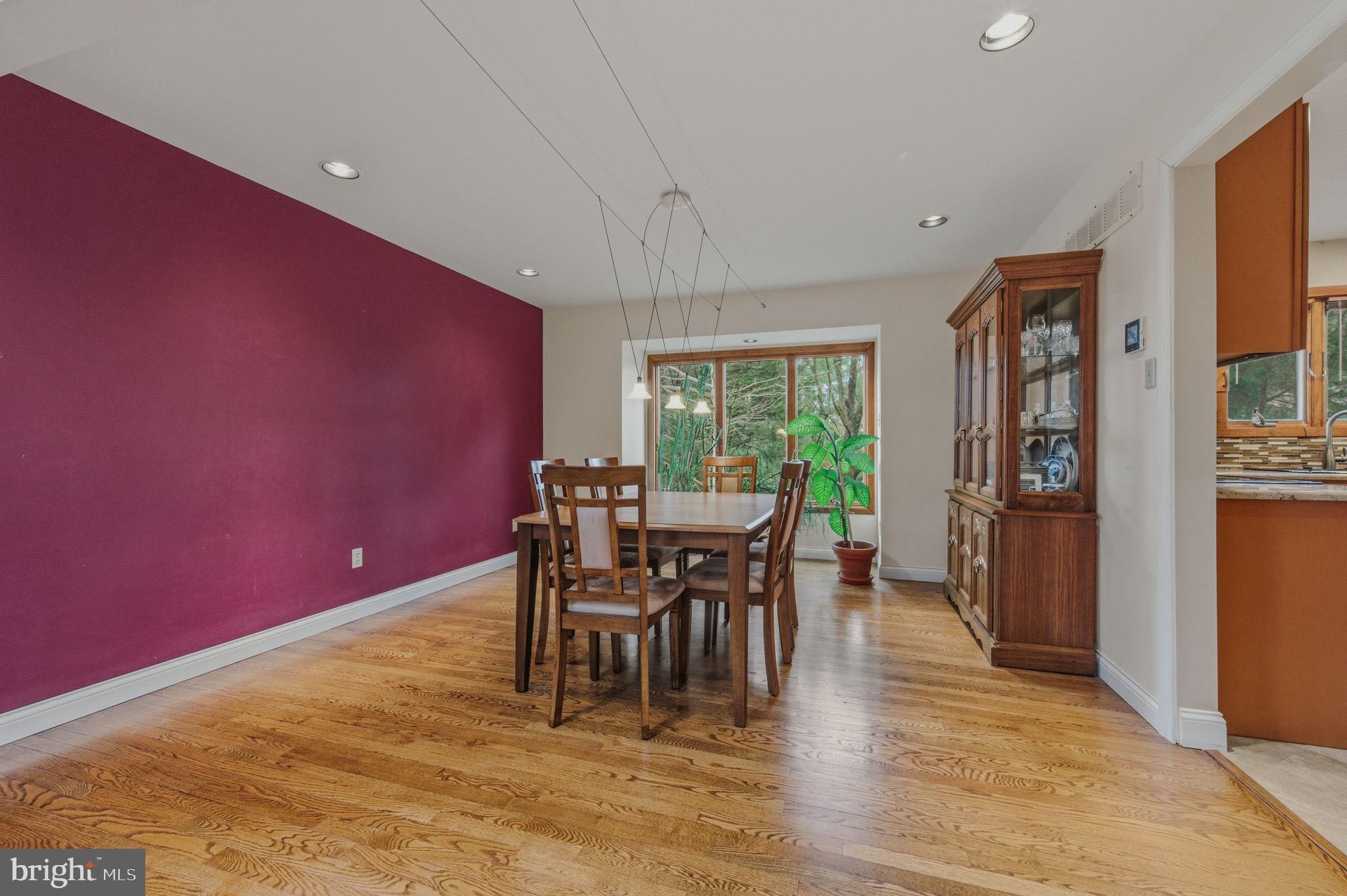 YORKTOWNE - Residential