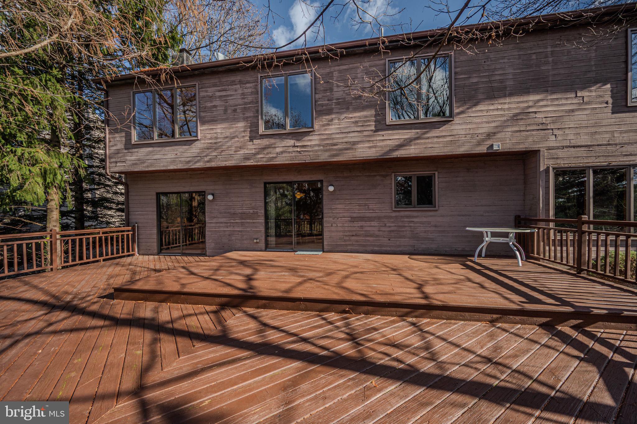 YORKTOWNE - Residential