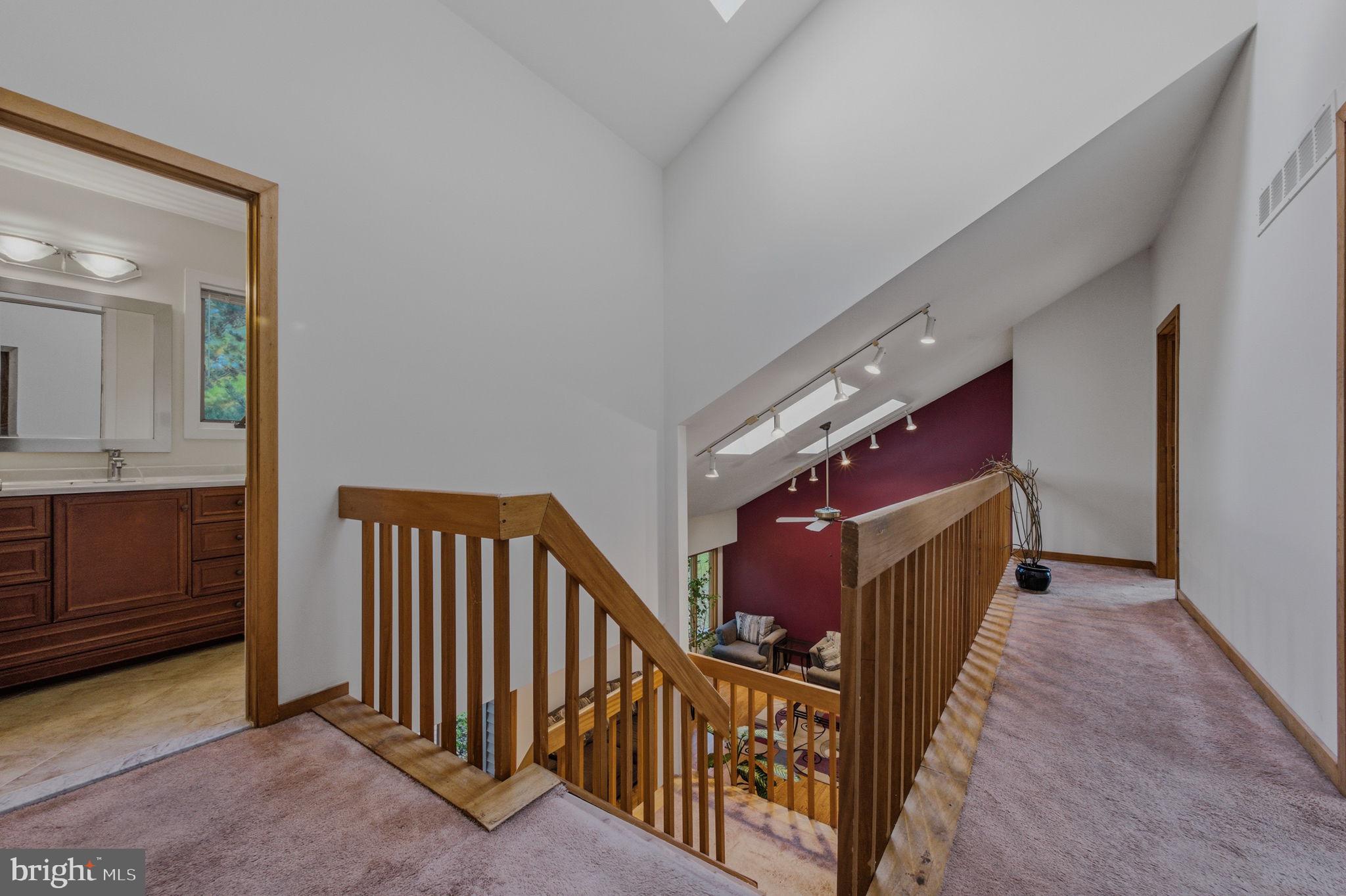 YORKTOWNE - Residential